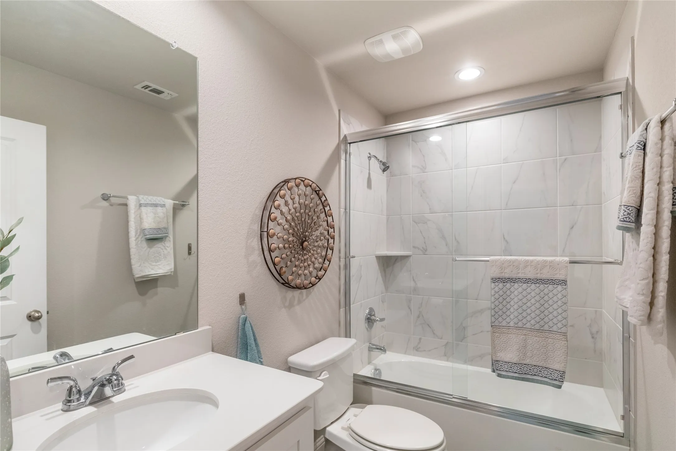 Townhouse For Sale in Tarrant County , 5948 Bursey Road, Watauga, Texas 76148, 3 Bedroom, 3 Bathroom, 2 Garage spaces, 2,230 Sqft, built in 2023, mls#21295198, Real Estate Agent in Watauga, Homes For Sale in Tarrant county, Homes For Sale in Watauga, Realtor in Watauga Texas, Real Estate Brokerage Independent Realty Texas, Luminita Cordes Realtor