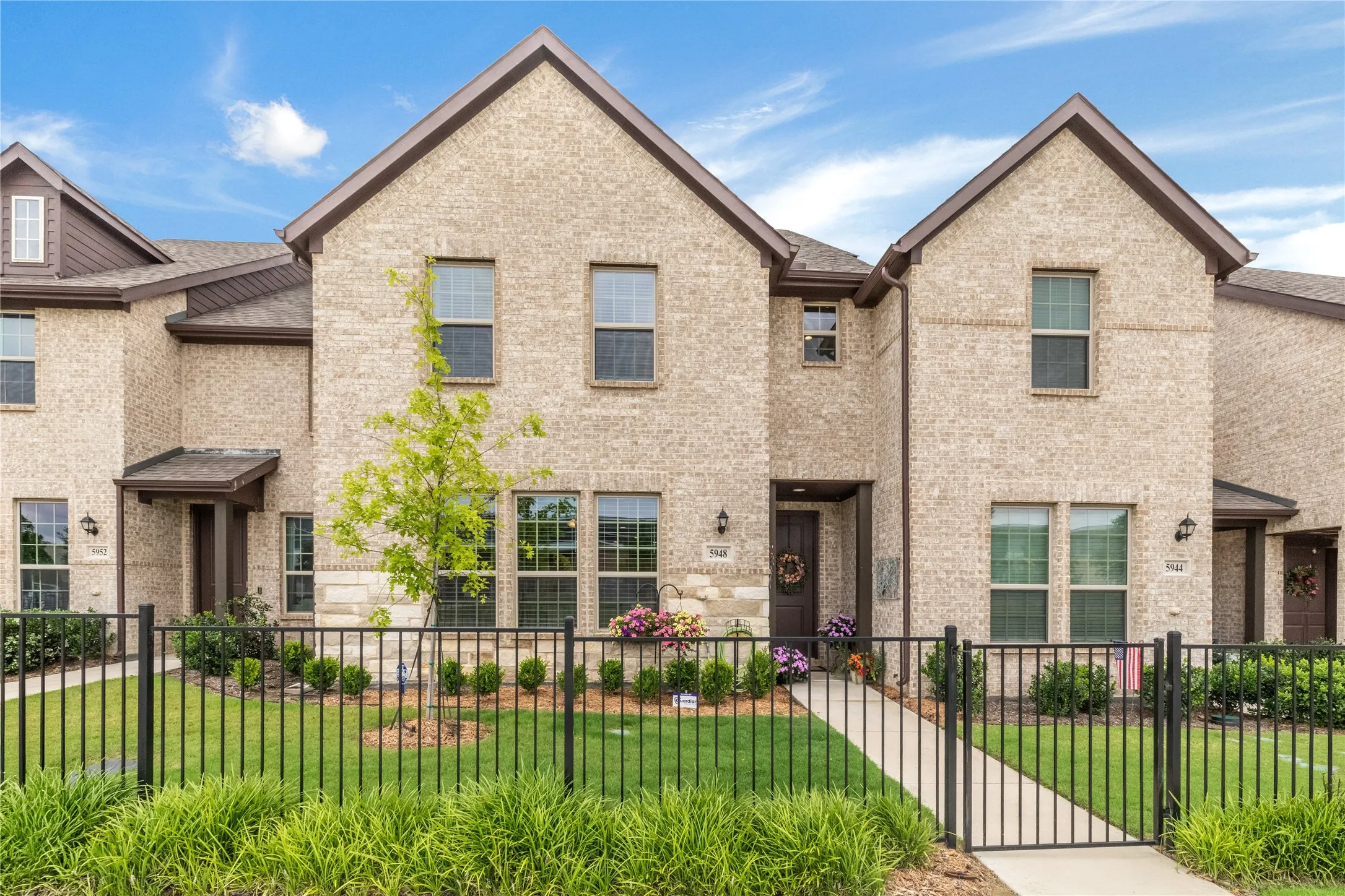 Townhouse For Sale in Tarrant County , 5948 Bursey Road, Watauga, Texas 76148, 3 Bedroom, 3 Bathroom, 2 Garage spaces, 2,230 Sqft, built in 2023, mls#21295198, Real Estate Agent in Watauga, Homes For Sale in Tarrant county, Homes For Sale in Watauga, Realtor in Watauga Texas, Real Estate Brokerage Independent Realty Texas, Luminita Cordes Realtor