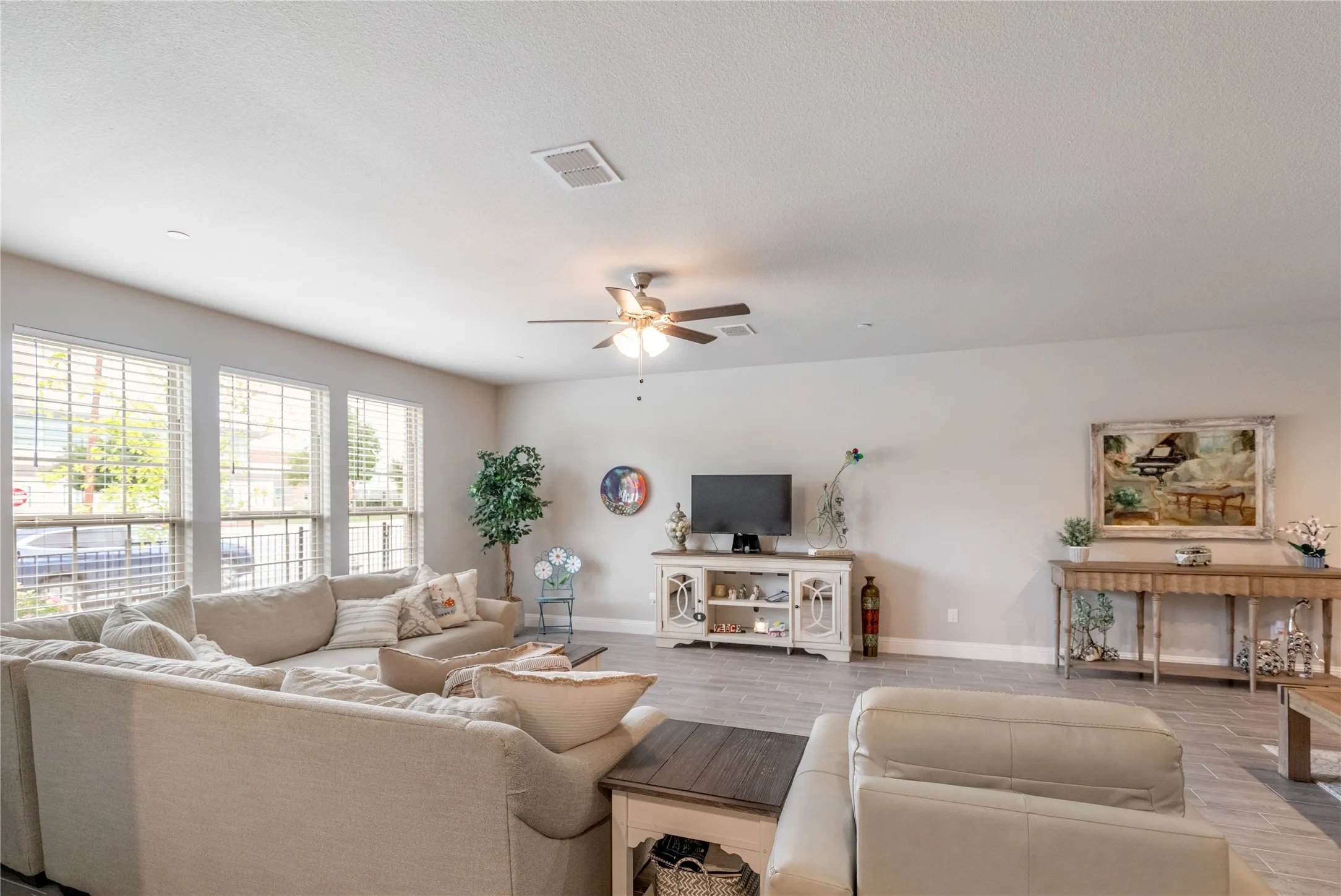 Townhouse For Sale in Tarrant County , 5948 Bursey Road, Watauga, Texas 76148, 3 Bedroom, 3 Bathroom, 2 Garage spaces, 2,230 Sqft, built in 2023, mls#21295198, Real Estate Agent in Watauga, Homes For Sale in Tarrant county, Homes For Sale in Watauga, Realtor in Watauga Texas, Real Estate Brokerage Independent Realty Texas, Luminita Cordes Realtor