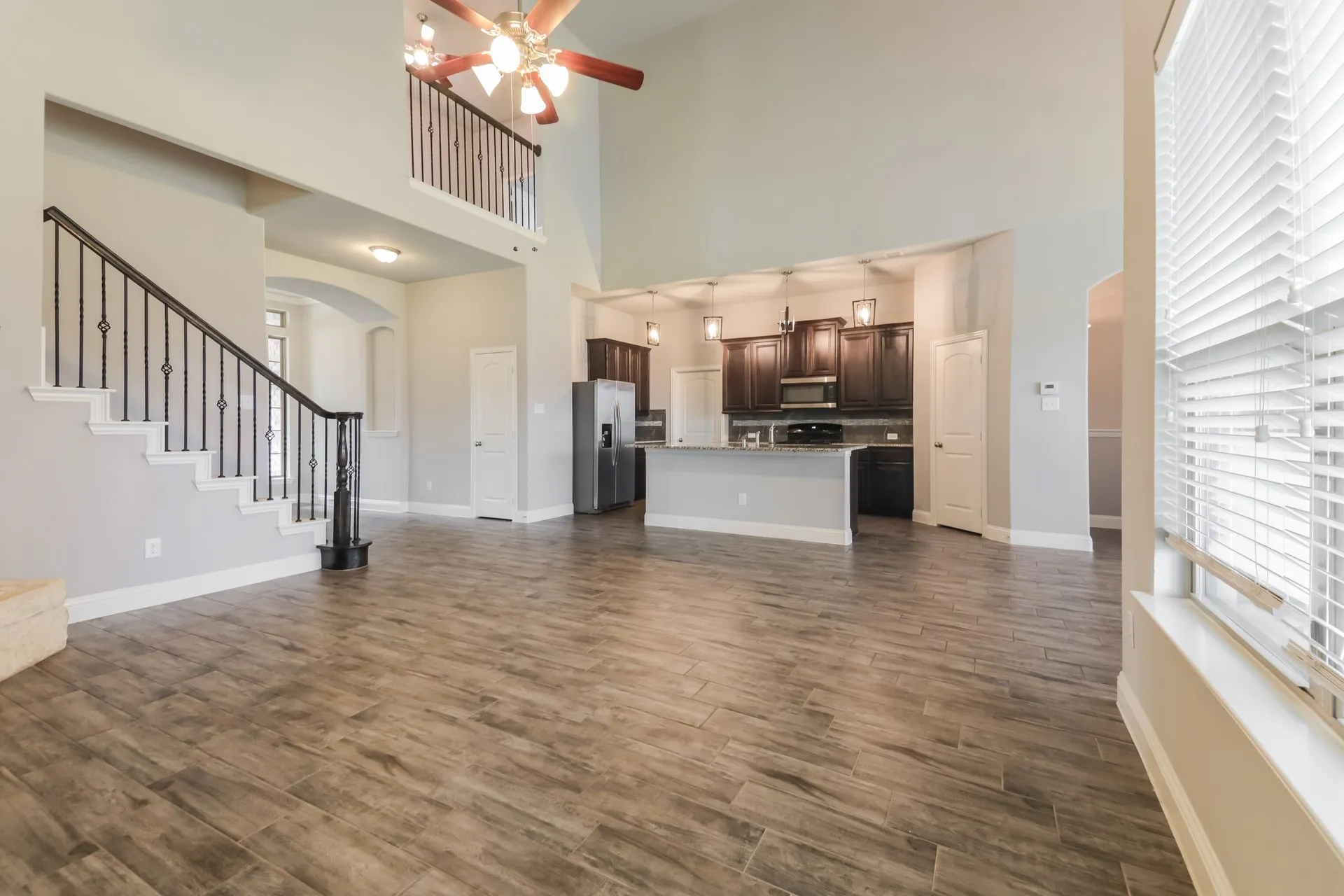 Single Family Residence For Sale in Rockwall County , 1543 Intessa Court, Mclendon Chisholm, Texas 75032, 5 Bedroom, 4 Bathroom, 3 Garage spaces, 2,667 Sqft, built in 2017, mls#21297074, Real Estate Agent in Mclendon Chisholm, Homes For Sale in Rockwall county, Homes For Sale in Mclendon Chisholm, Realtor in Mclendon Chisholm Texas, Real Estate Brokerage Independent Realty Texas, Luminita Cordes Realtor