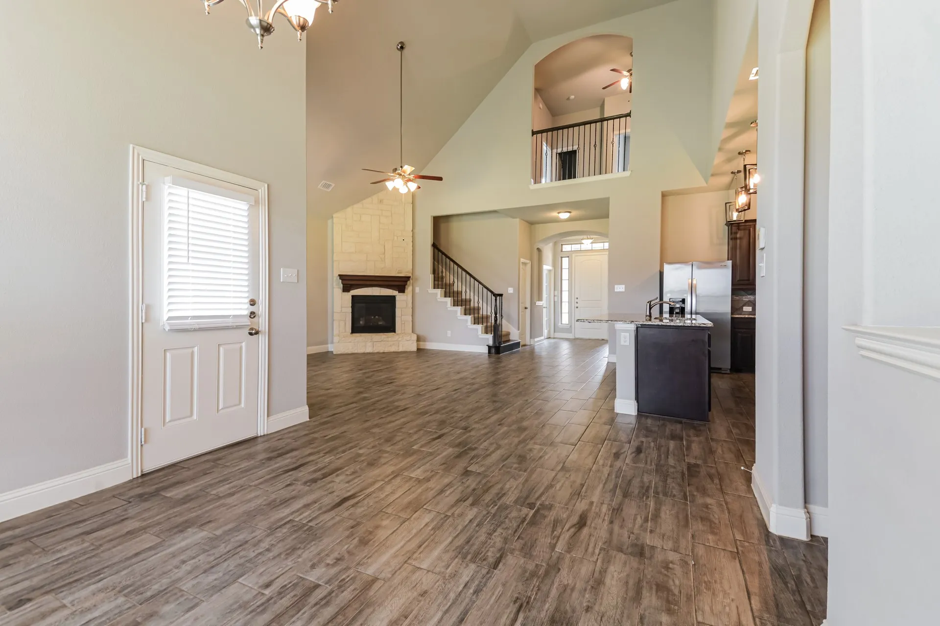 Single Family Residence For Sale in Rockwall County , 1543 Intessa Court, Mclendon Chisholm, Texas 75032, 5 Bedroom, 4 Bathroom, 3 Garage spaces, 2,667 Sqft, built in 2017, mls#21297074, Real Estate Agent in Mclendon Chisholm, Homes For Sale in Rockwall county, Homes For Sale in Mclendon Chisholm, Realtor in Mclendon Chisholm Texas, Real Estate Brokerage Independent Realty Texas, Luminita Cordes Realtor