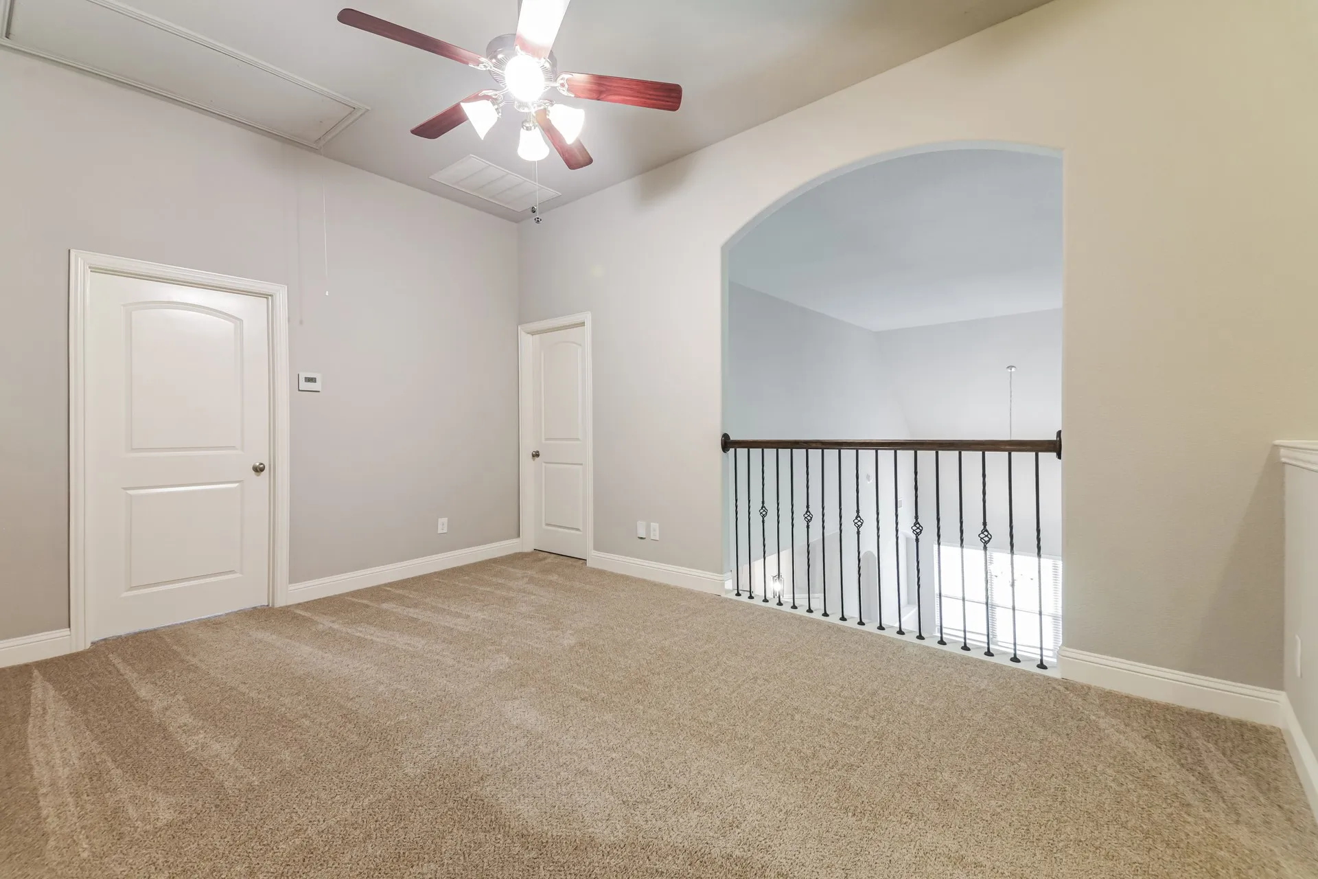Single Family Residence For Sale in Rockwall County , 1543 Intessa Court, Mclendon Chisholm, Texas 75032, 5 Bedroom, 4 Bathroom, 3 Garage spaces, 2,667 Sqft, built in 2017, mls#21297074, Real Estate Agent in Mclendon Chisholm, Homes For Sale in Rockwall county, Homes For Sale in Mclendon Chisholm, Realtor in Mclendon Chisholm Texas, Real Estate Brokerage Independent Realty Texas, Luminita Cordes Realtor