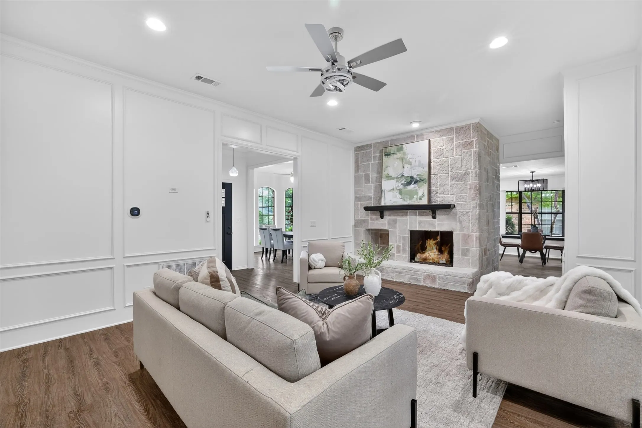 Single Family Residence For Sale in Denton County , 2340 Highlands Creek Road, Carrollton, Texas 75007, 3 Bedroom, 2 Bathroom, 2 Garage spaces, 2,393 Sqft, built in 1983, mls#21298343, Real Estate Agent in Carrollton, Homes For Sale in Denton county, Homes For Sale in Carrollton, Realtor in Carrollton Texas, Real Estate Brokerage Independent Realty Texas, Luminita Cordes Realtor