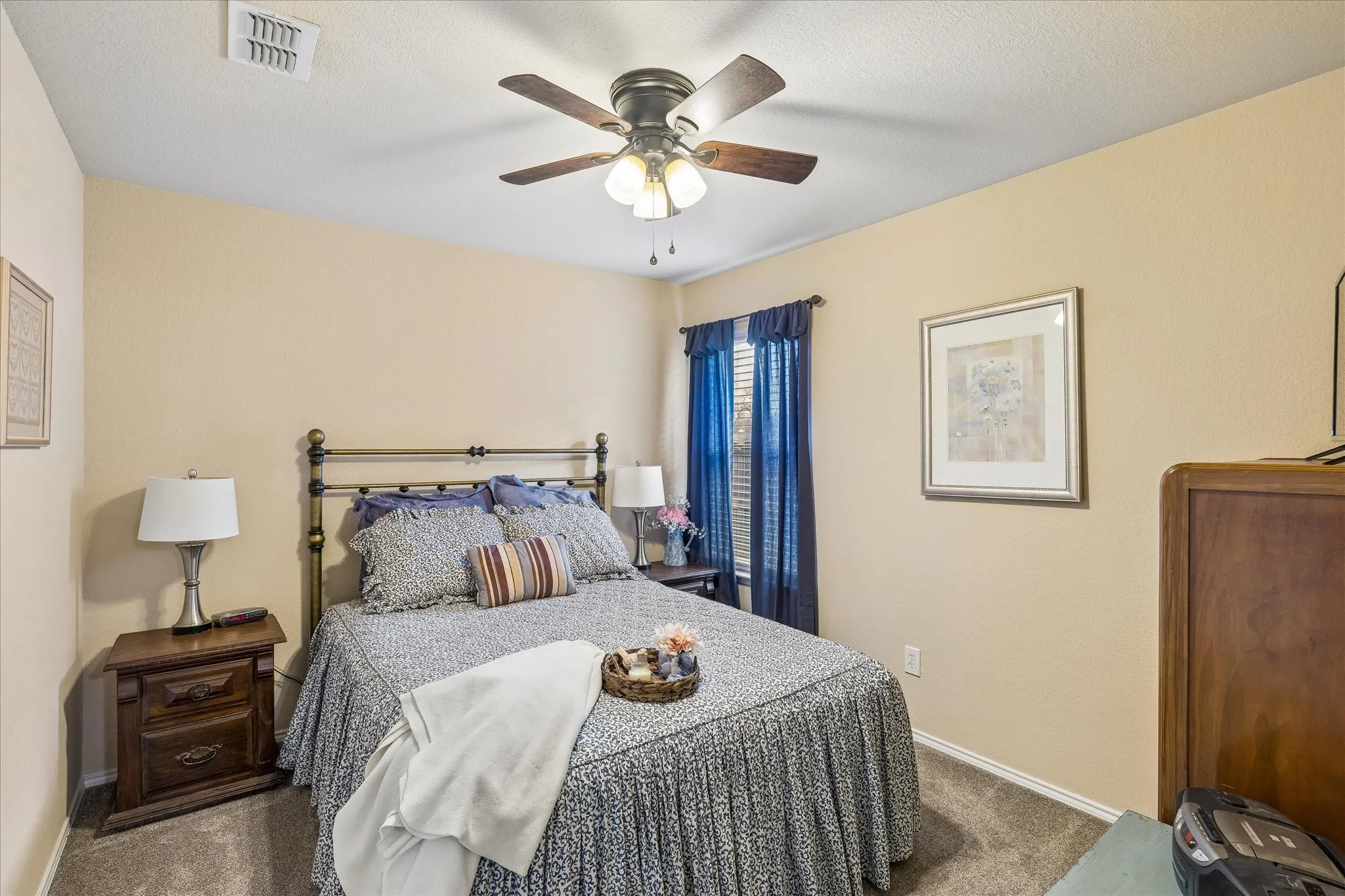Single Family Residence For Sale in Tarrant County , 841 Reveille Road, Fort Worth, Texas 76108, 3 Bedroom, 2 Bathroom, 2 Garage spaces, 2,091 Sqft, built in 2008, mls#21298661, Real Estate Agent in Fort Worth, Homes For Sale in Tarrant county, Homes For Sale in Fort Worth, Realtor in Fort Worth Texas, Real Estate Brokerage Independent Realty Texas, Luminita Cordes Realtor