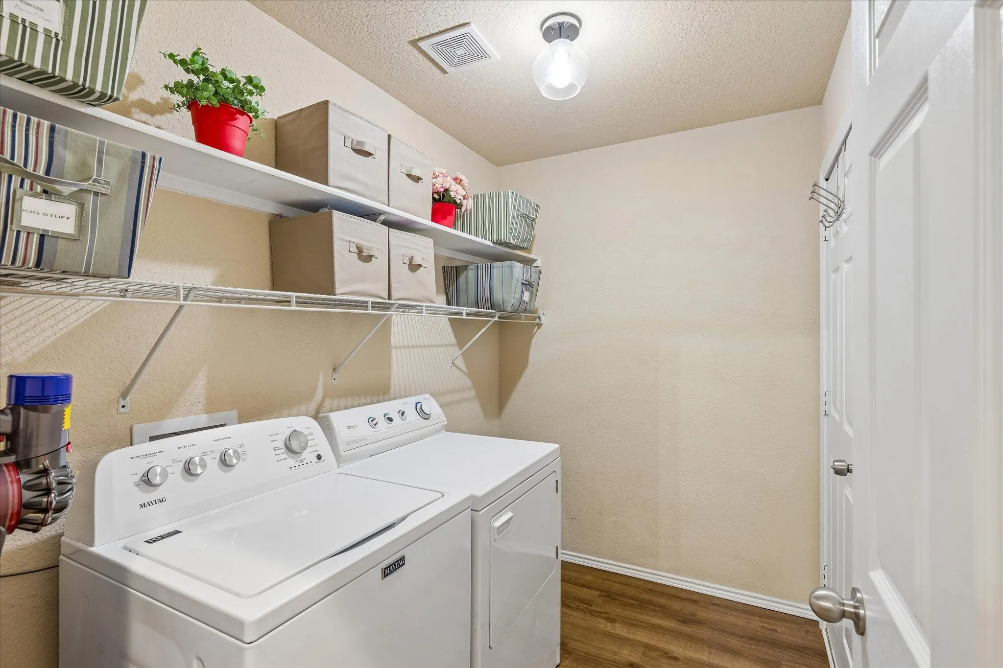 Single Family Residence For Sale in Tarrant County , 841 Reveille Road, Fort Worth, Texas 76108, 3 Bedroom, 2 Bathroom, 2 Garage spaces, 2,091 Sqft, built in 2008, mls#21298661, Real Estate Agent in Fort Worth, Homes For Sale in Tarrant county, Homes For Sale in Fort Worth, Realtor in Fort Worth Texas, Real Estate Brokerage Independent Realty Texas, Luminita Cordes Realtor