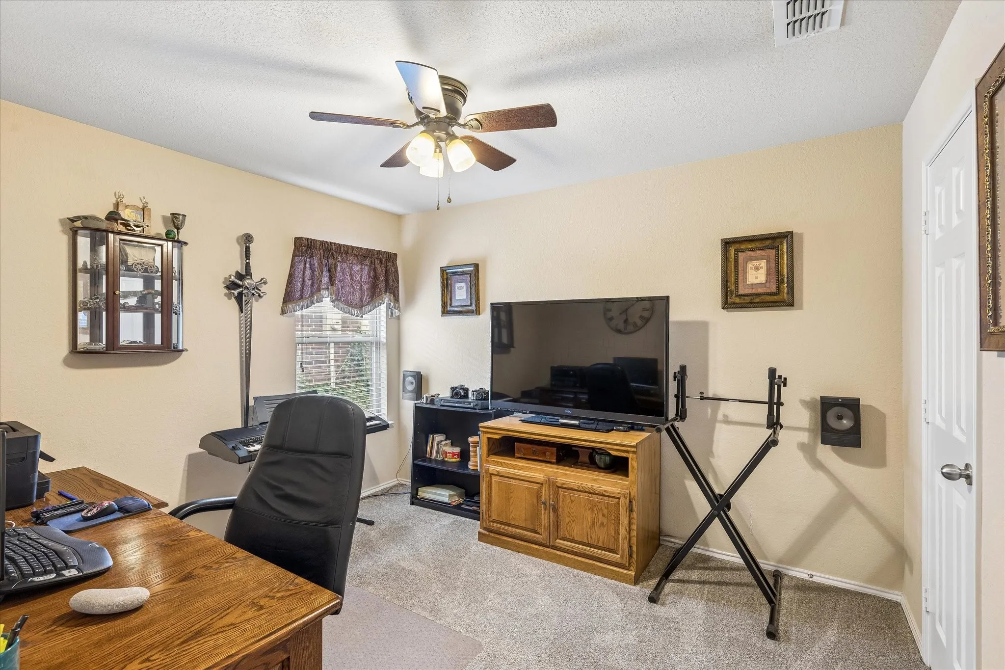 Single Family Residence For Sale in Tarrant County , 841 Reveille Road, Fort Worth, Texas 76108, 3 Bedroom, 2 Bathroom, 2 Garage spaces, 2,091 Sqft, built in 2008, mls#21298661, Real Estate Agent in Fort Worth, Homes For Sale in Tarrant county, Homes For Sale in Fort Worth, Realtor in Fort Worth Texas, Real Estate Brokerage Independent Realty Texas, Luminita Cordes Realtor