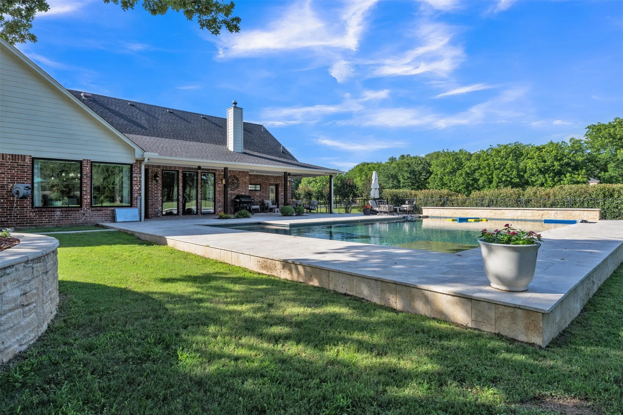 Single Family Residence For Sale in Tarrant County , 7466 Bent Trail, Mansfield, Texas 76063, 4 Bedroom, 3 Bathroom, 3 Garage spaces, 2,671 Sqft, built in 2003, mls#21291426, Real Estate Agent in Mansfield, Homes For Sale in Tarrant county, Homes For Sale in Mansfield, Realtor in Mansfield Texas, Real Estate Brokerage Independent Realty Texas, Luminita Cordes Realtor