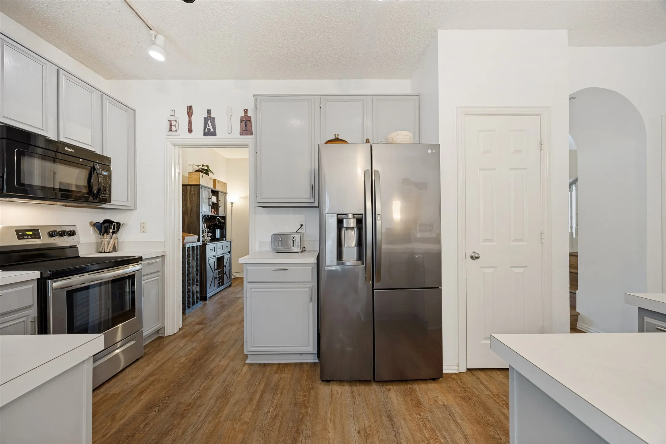 Single Family Residence For Sale in Collin County , 1517 Oak Tree Road, Allen, Texas 75002, 4 Bedroom, 3 Bathroom, 2 Garage spaces, 1,989 Sqft, built in 1995, mls#21299448, Real Estate Agent in Allen, Homes For Sale in Collin county, Homes For Sale in Allen, Realtor in Allen Texas, Real Estate Brokerage Independent Realty Texas, Luminita Cordes Realtor