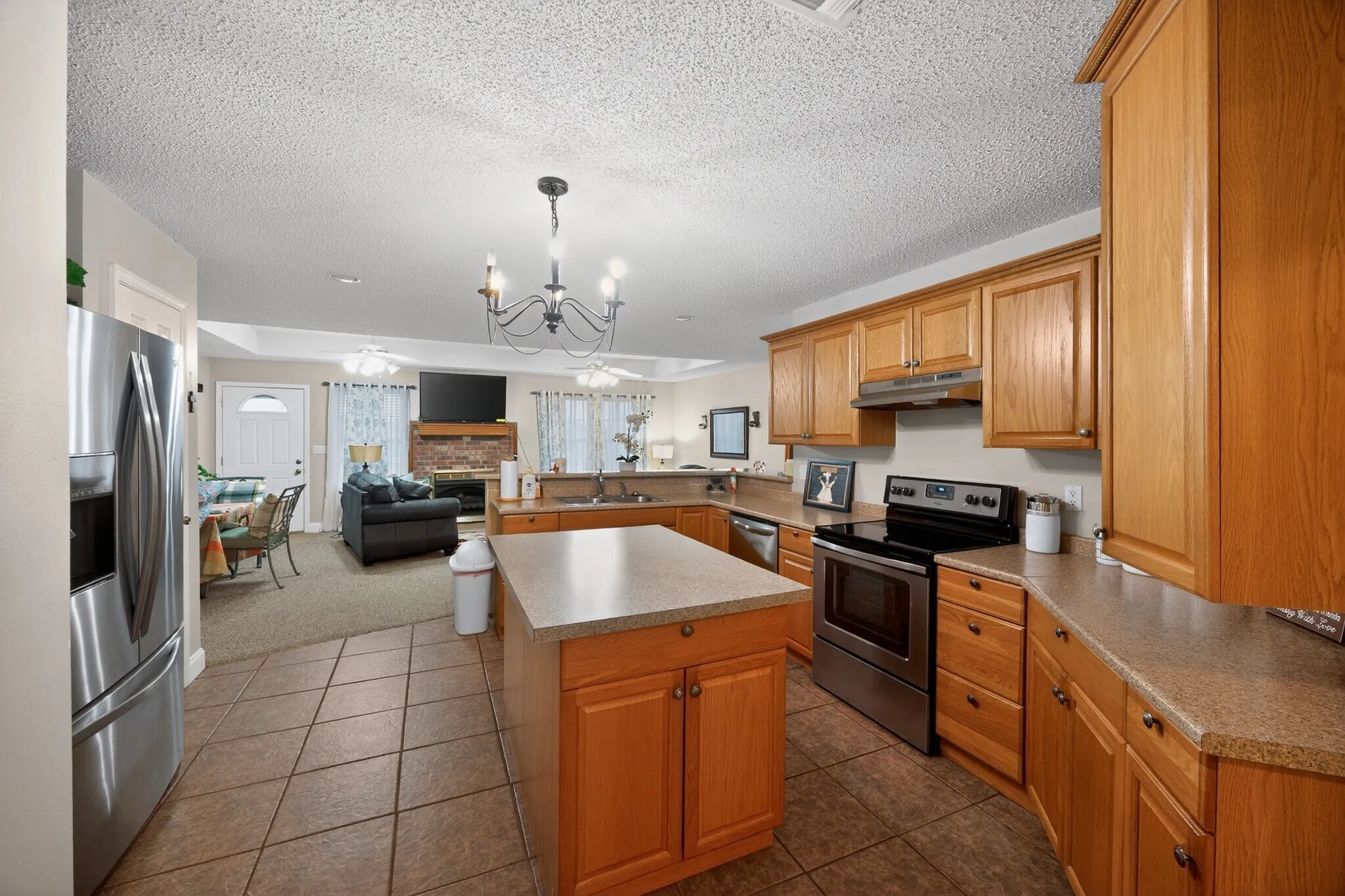 Single Family Residence For Sale in Lamar County , 8229 Farm Road 905, Paris, Texas 75462, 8 Bedrooms, 6 Bathrooms, 2 Garage spaces, 6,700 Sqft, built in 2011, Price $2,410,720, mls#21299564, Real Estate Agent in Paris, Homes For Sale in Lamar county, Homes For Sale in Paris, Realtor in Paris Texas, Real Estate Brokerage Independent Realty Texas, Luminita Cordes Realtor