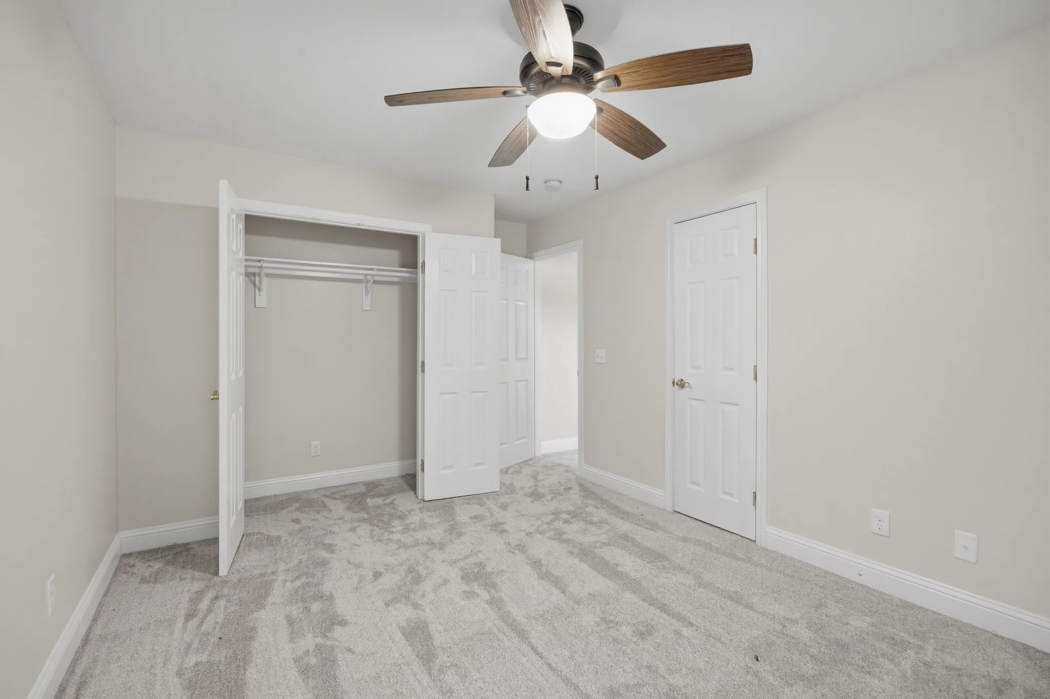 Single Family Residence For Sale in Lamar County , 8229 Farm Road 905, Paris, Texas 75462, 8 Bedrooms, 6 Bathrooms, 2 Garage spaces, 6,700 Sqft, built in 2011, Price $2,410,720, mls#21299564, Real Estate Agent in Paris, Homes For Sale in Lamar county, Homes For Sale in Paris, Realtor in Paris Texas, Real Estate Brokerage Independent Realty Texas, Luminita Cordes Realtor