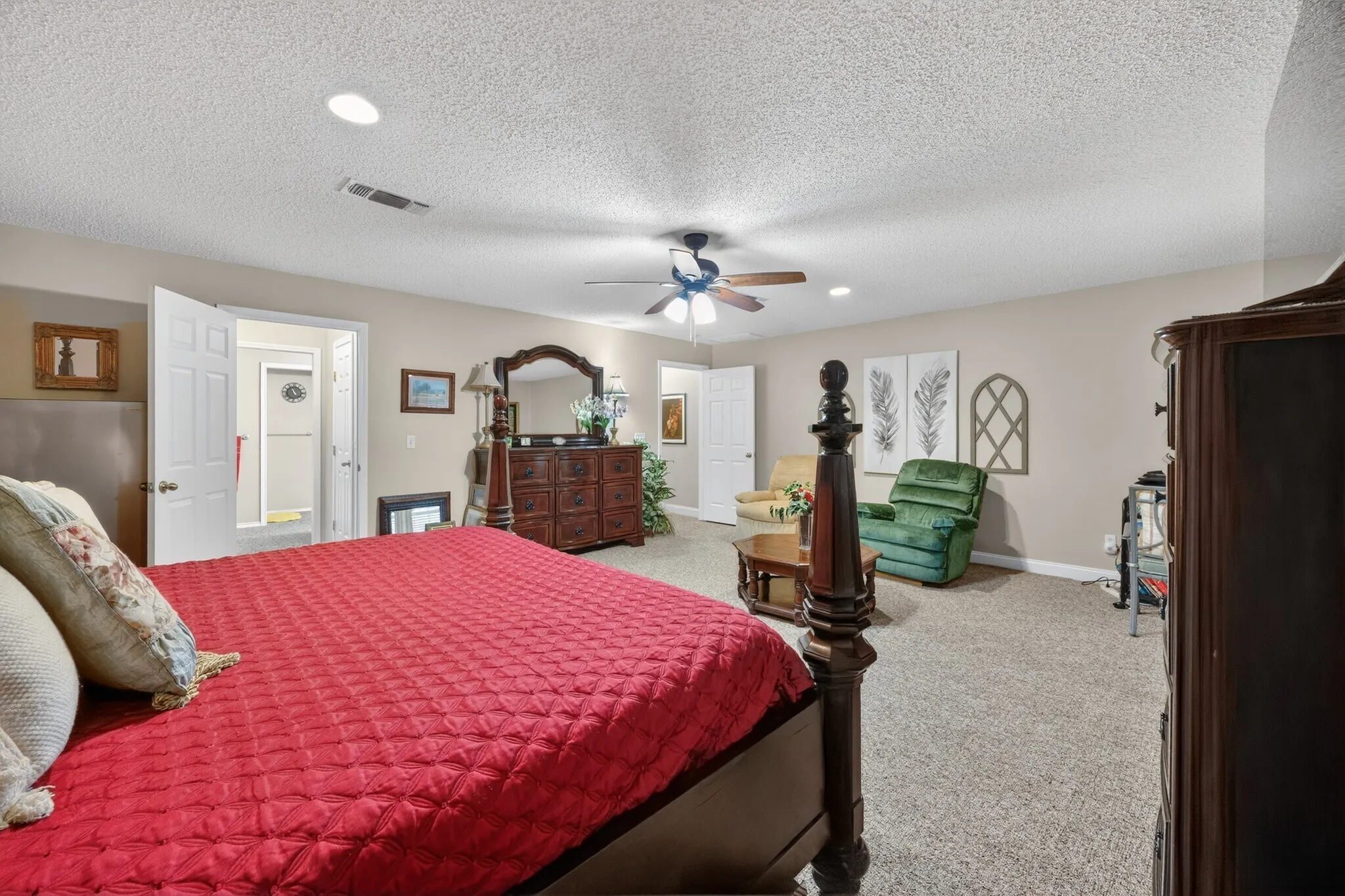 Single Family Residence For Sale in Lamar County , 8229 Farm Road 905, Paris, Texas 75462, 8 Bedrooms, 6 Bathrooms, 2 Garage spaces, 6,700 Sqft, built in 2011, Price $2,410,720, mls#21299564, Real Estate Agent in Paris, Homes For Sale in Lamar county, Homes For Sale in Paris, Realtor in Paris Texas, Real Estate Brokerage Independent Realty Texas, Luminita Cordes Realtor