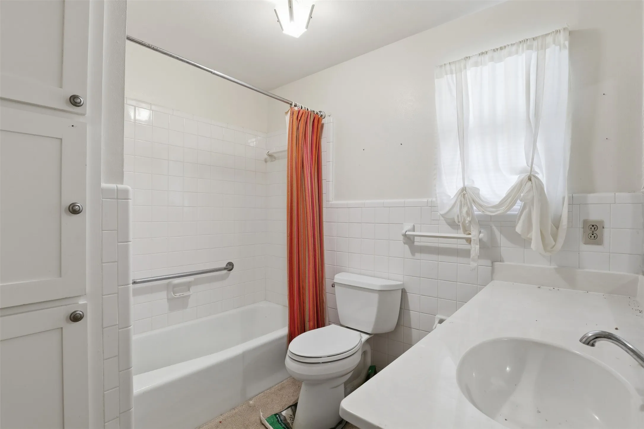 Single Family Residence For Sale in Parker County , 820 Goshen Road, Springtown, Texas 76082, 3 Bedrooms, 2 Bathrooms, Garage spaces, 1,825 Sqft, built in 1925, Price $395,000, mls#21299575, Real Estate Agent in Springtown, Homes For Sale in Parker county, Homes For Sale in Springtown, Realtor in Springtown Texas, Real Estate Brokerage Independent Realty Texas, Luminita Cordes Realtor