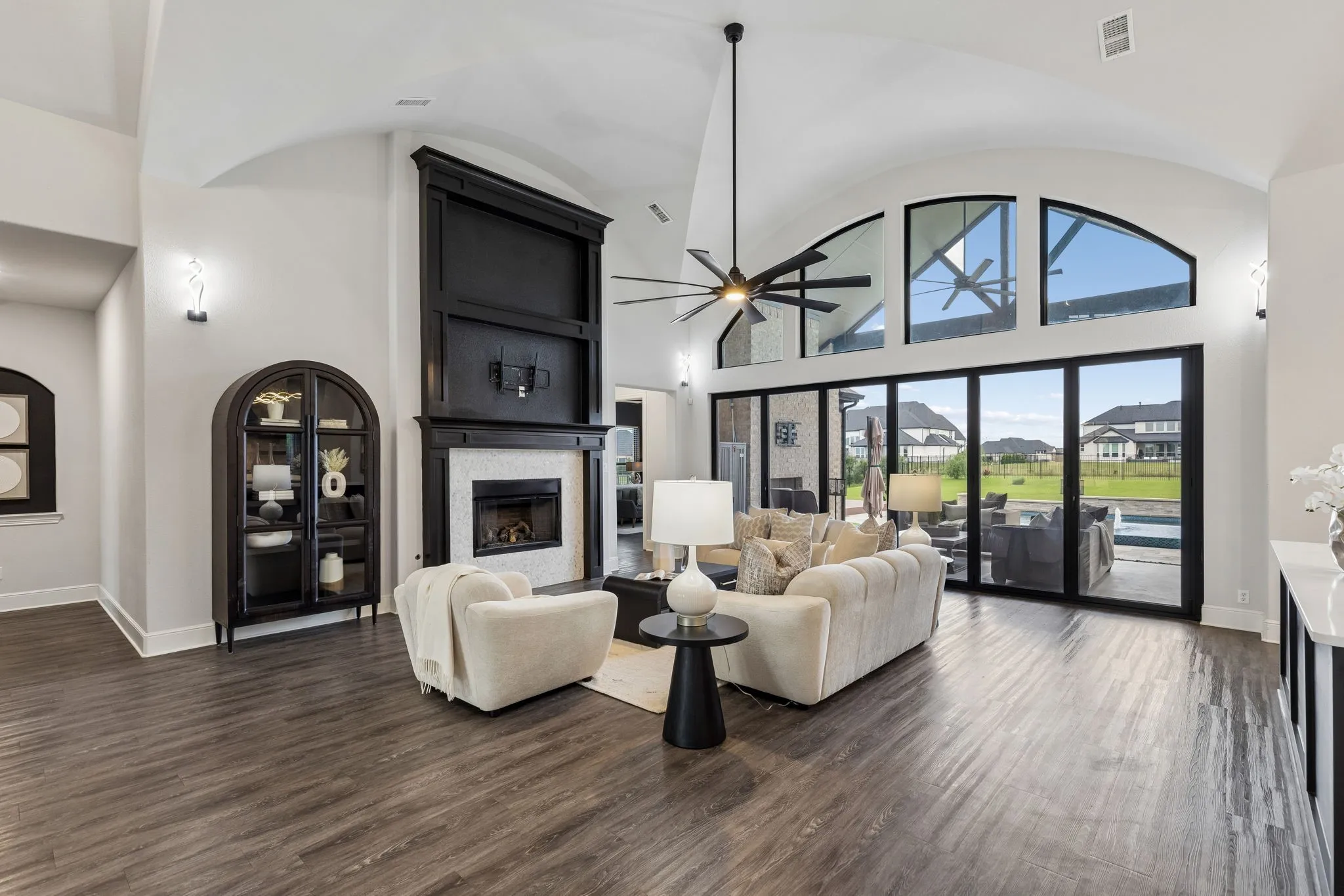 Single Family Residence For Sale in Collin County , 4505 Whitestone Drive, Parker, Texas 75002, 5 Bedroom, 6 Bathroom, 3 Garage spaces, 4,920 Sqft, built in 2019, mls#21295606, Real Estate Agent in Parker, Homes For Sale in Collin county, Homes For Sale in Parker, Realtor in Parker Texas, Real Estate Brokerage Independent Realty Texas, Luminita Cordes Realtor