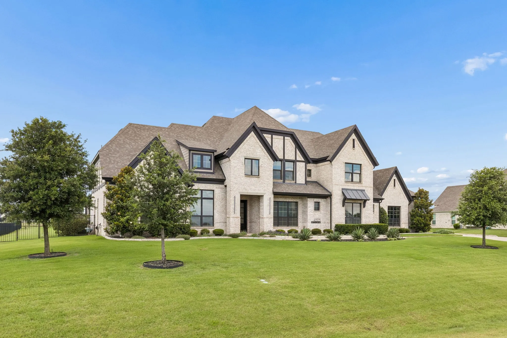 Single Family Residence For Sale in Collin County , 4505 Whitestone Drive, Parker, Texas 75002, 5 Bedroom, 6 Bathroom, 3 Garage spaces, 4,920 Sqft, built in 2019, mls#21295606, Real Estate Agent in Parker, Homes For Sale in Collin county, Homes For Sale in Parker, Realtor in Parker Texas, Real Estate Brokerage Independent Realty Texas, Luminita Cordes Realtor
