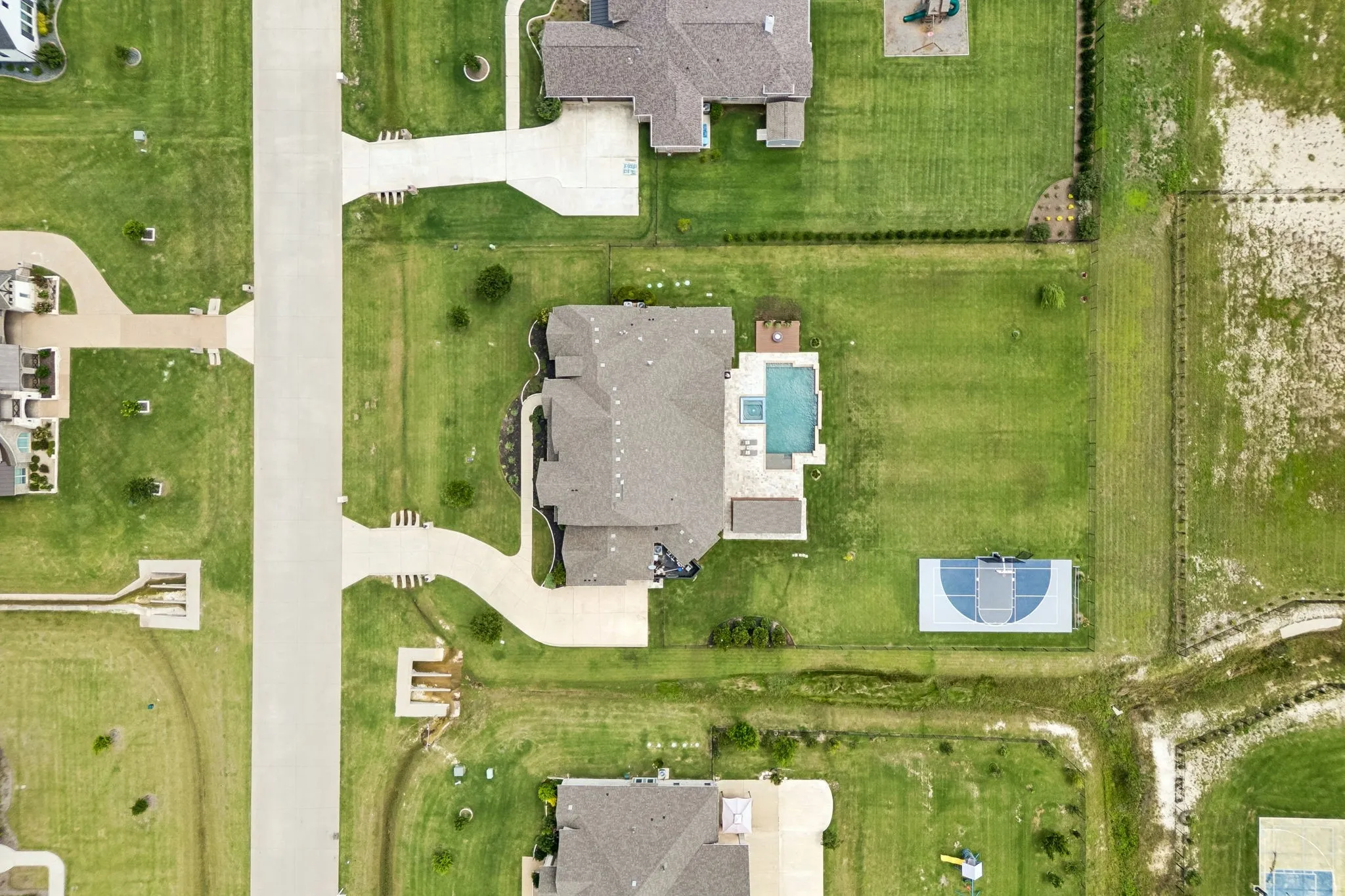 Single Family Residence For Sale in Collin County , 4505 Whitestone Drive, Parker, Texas 75002, 5 Bedroom, 6 Bathroom, 3 Garage spaces, 4,920 Sqft, built in 2019, mls#21295606, Real Estate Agent in Parker, Homes For Sale in Collin county, Homes For Sale in Parker, Realtor in Parker Texas, Real Estate Brokerage Independent Realty Texas, Luminita Cordes Realtor