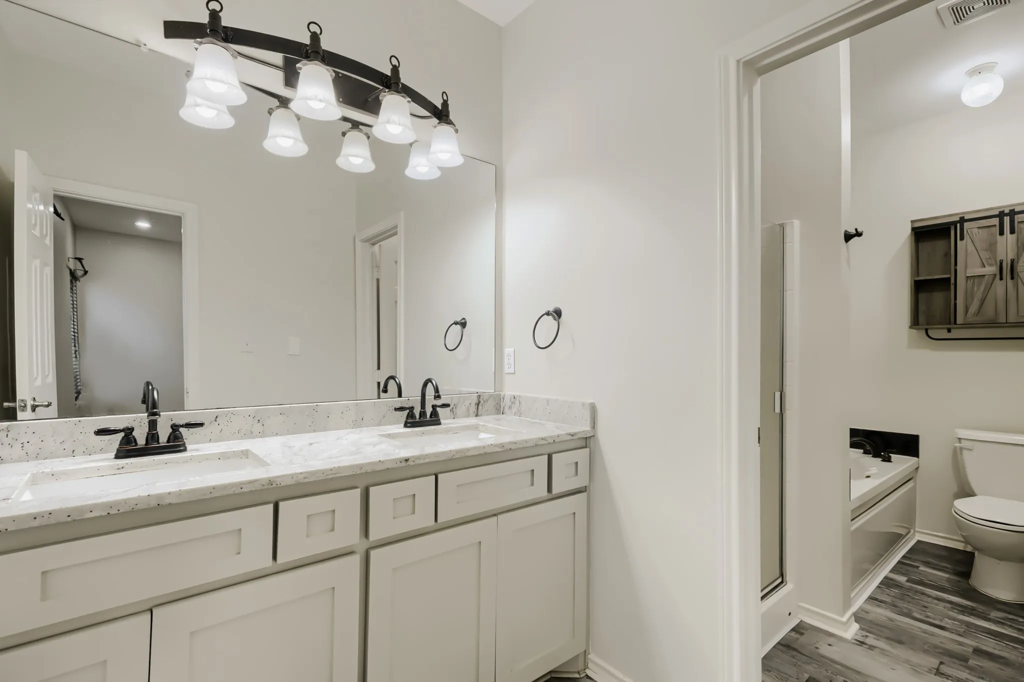 Single Family Residence For Sale in Collin County , 131 Avalon Drive, Princeton, Texas 75407, 4 Bedroom, 3 Bathroom, 2 Garage spaces, 2,244 Sqft, built in 2004, mls#21263323, Real Estate Agent in Princeton, Homes For Sale in Collin county, Homes For Sale in Princeton, Realtor in Princeton Texas, Real Estate Brokerage Independent Realty Texas, Luminita Cordes Realtor