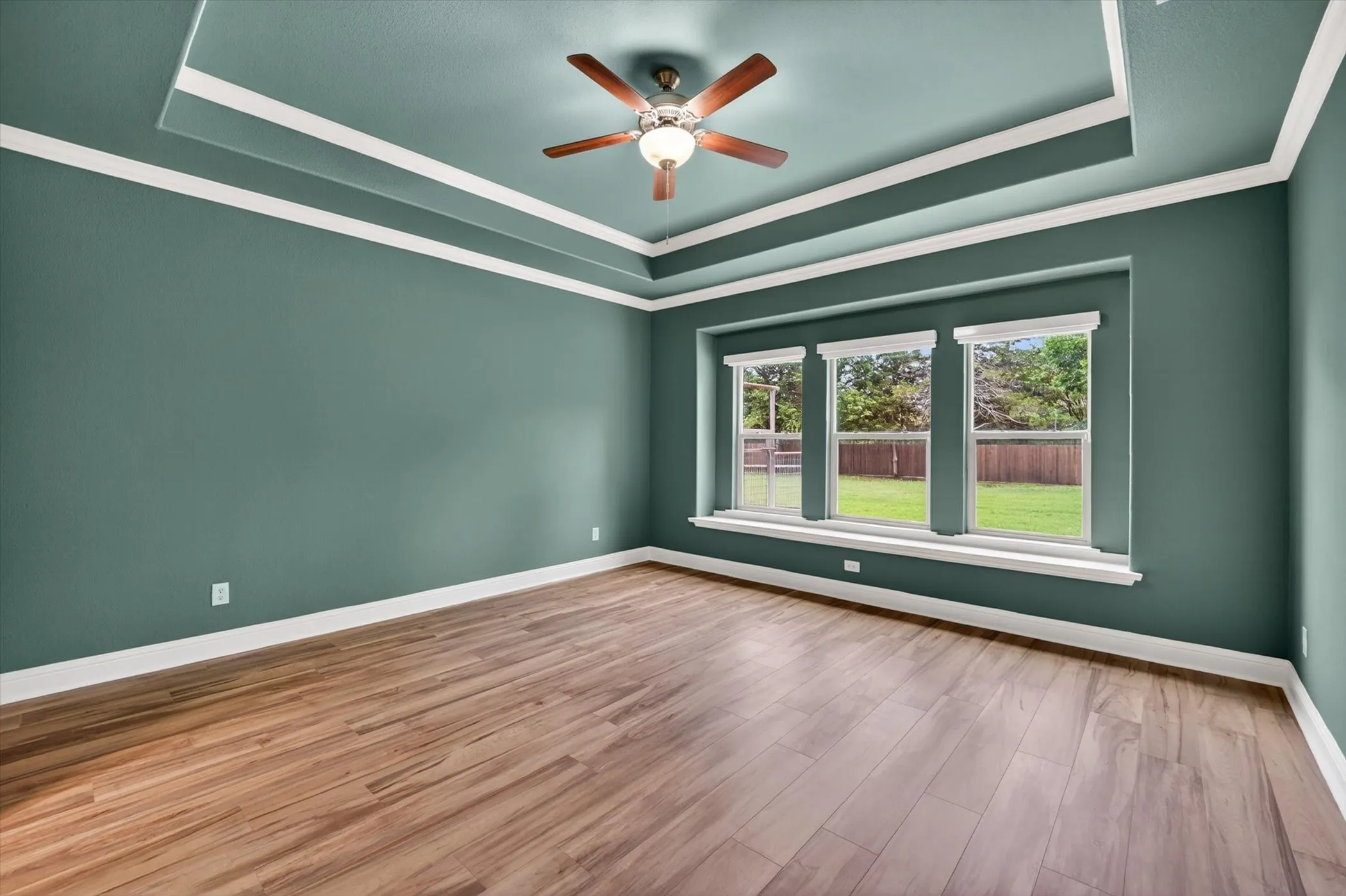 Single Family Residence For Sale in Grayson County , 1004 E Main Street, Tioga, Texas 76271, 3 Bedroom, 2 Bathroom, 2 Garage spaces, 1,738 Sqft, built in 2018, mls#21299544, Real Estate Agent in Tioga, Homes For Sale in Grayson county, Homes For Sale in Tioga, Realtor in Tioga Texas, Real Estate Brokerage Independent Realty Texas, Luminita Cordes Realtor