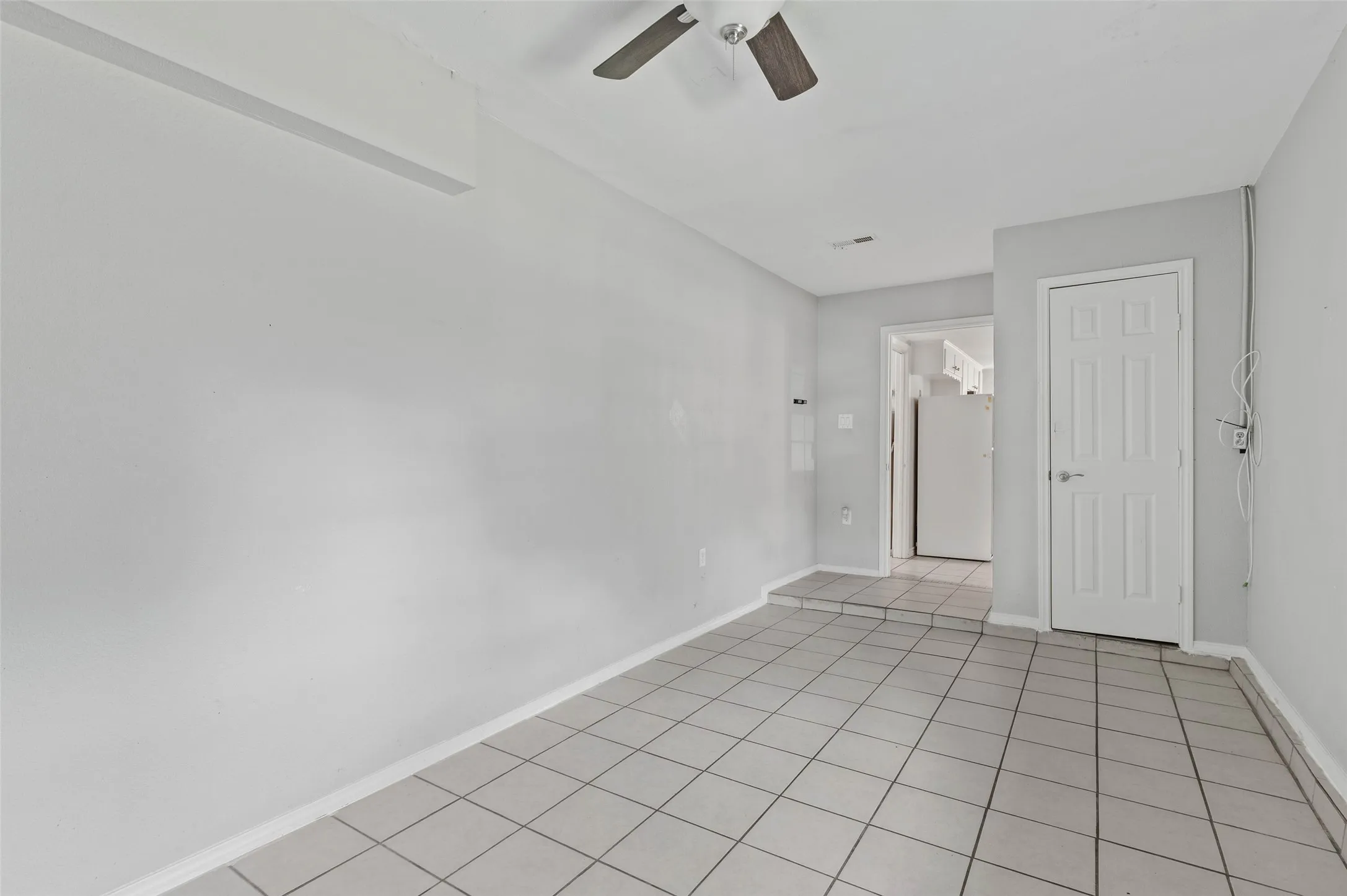 Single Family Residence For Sale in Denton County , 2308 Westwood Drive, Denton, Texas 76205, 4 Bedroom, 2 Bathroom, 1 Garage spaces, 1,490 Sqft, built in 1978, mls#21299777, Real Estate Agent in Denton, Homes For Sale in Denton county, Homes For Sale in Denton, Realtor in Denton Texas, Real Estate Brokerage Independent Realty Texas, Luminita Cordes Realtor