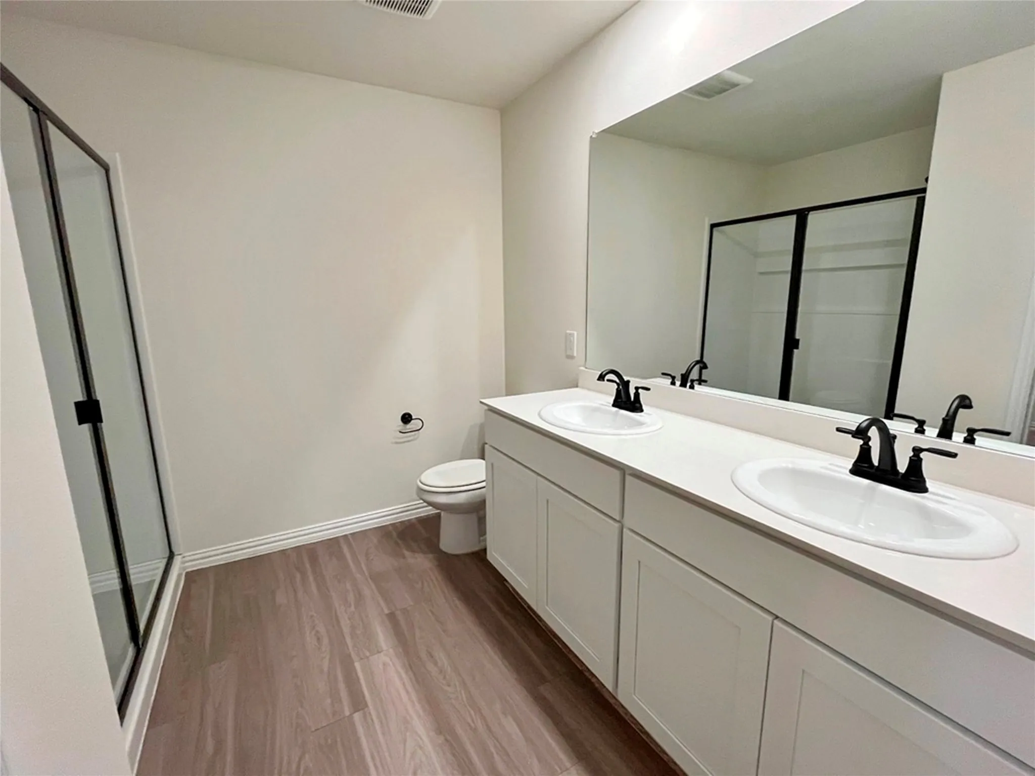 Single Family Residence For Sale in Hunt County , 106 Doma Avenue, Greenville, Texas 75402, 4 Bedroom, 3 Bathroom, 2 Garage spaces, 1,828 Sqft, built in 2024, mls#21299708, Real Estate Agent in Greenville, Homes For Sale in Hunt county, Homes For Sale in Greenville, Realtor in Greenville Texas, Real Estate Brokerage Independent Realty Texas, Luminita Cordes Realtor