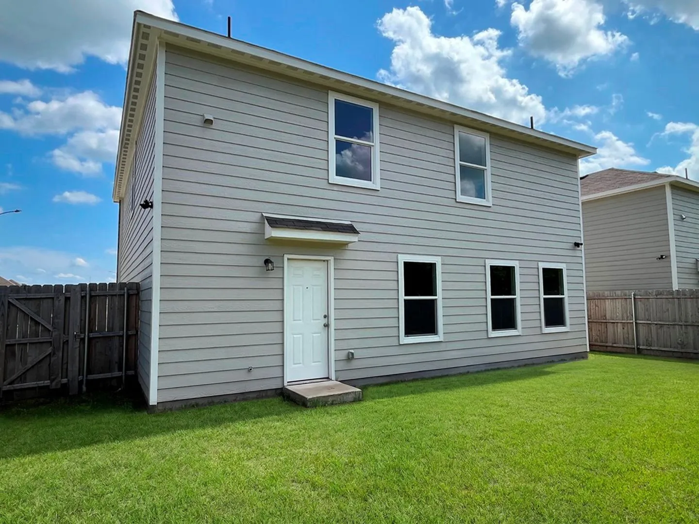 Single Family Residence For Sale in Hunt County , 106 Doma Avenue, Greenville, Texas 75402, 4 Bedroom, 3 Bathroom, 2 Garage spaces, 1,828 Sqft, built in 2024, mls#21299708, Real Estate Agent in Greenville, Homes For Sale in Hunt county, Homes For Sale in Greenville, Realtor in Greenville Texas, Real Estate Brokerage Independent Realty Texas, Luminita Cordes Realtor