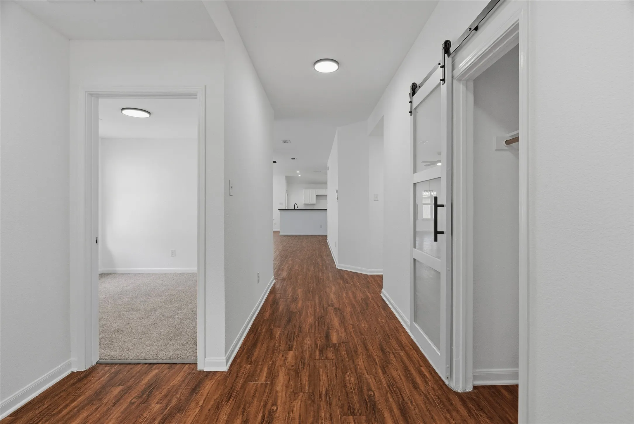 Single Family Residence For Sale in Dallas County , 2839 Saint David Drive, Dallas, Texas 75233, 5 Bedroom, 2 Bathroom, 2 Garage spaces, 1,839 Sqft, built in 2015, mls#21299495, Real Estate Agent in Dallas, Homes For Sale in Dallas county, Homes For Sale in Dallas, Realtor in Dallas Texas, Real Estate Brokerage Independent Realty Texas, Luminita Cordes Realtor