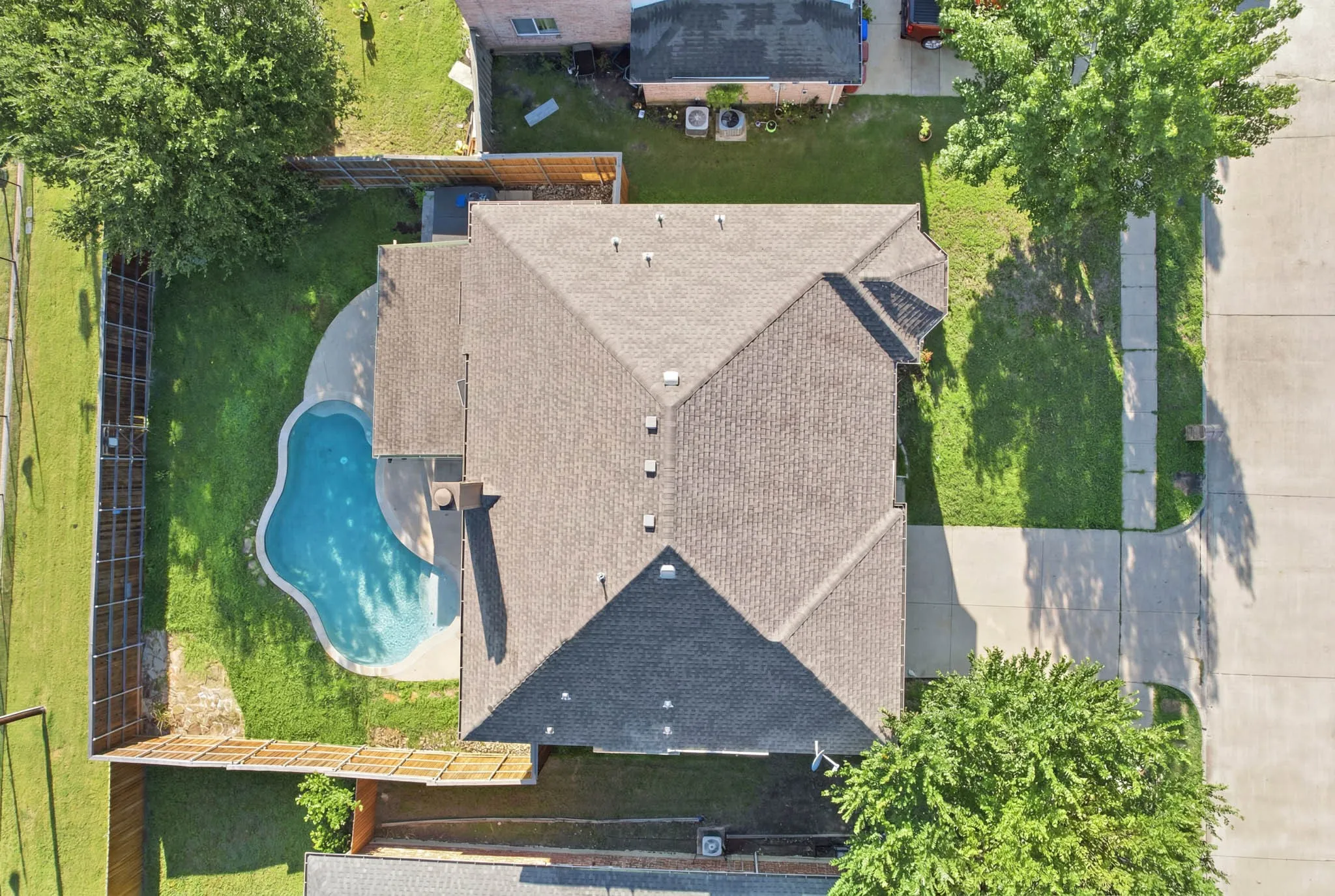 Single Family Residence For Sale in Rockwall County , 608 Love Lane, Royse City, Texas 75189, 4 Bedroom, 3 Bathroom, 2 Garage spaces, 2,990 Sqft, built in 2004, mls#21267876, Real Estate Agent in Royse City, Homes For Sale in Rockwall county, Homes For Sale in Royse City, Realtor in Royse City Texas, Real Estate Brokerage Independent Realty Texas, Luminita Cordes Realtor