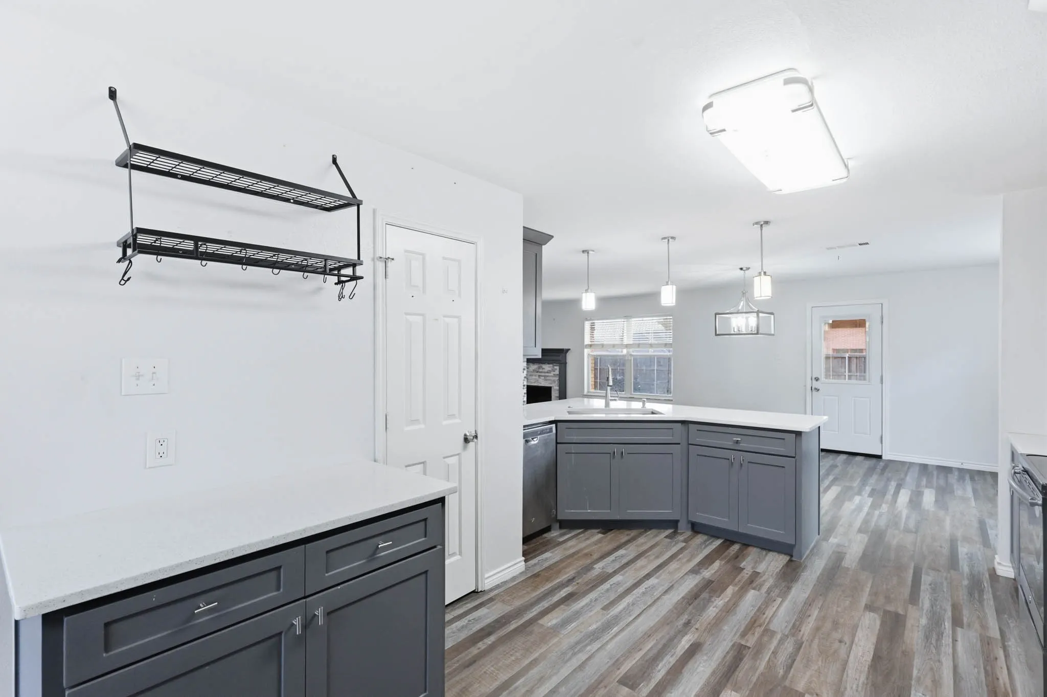 Single Family Residence For Sale in Rockwall County , 608 Love Lane, Royse City, Texas 75189, 4 Bedroom, 3 Bathroom, 2 Garage spaces, 2,990 Sqft, built in 2004, mls#21267876, Real Estate Agent in Royse City, Homes For Sale in Rockwall county, Homes For Sale in Royse City, Realtor in Royse City Texas, Real Estate Brokerage Independent Realty Texas, Luminita Cordes Realtor
