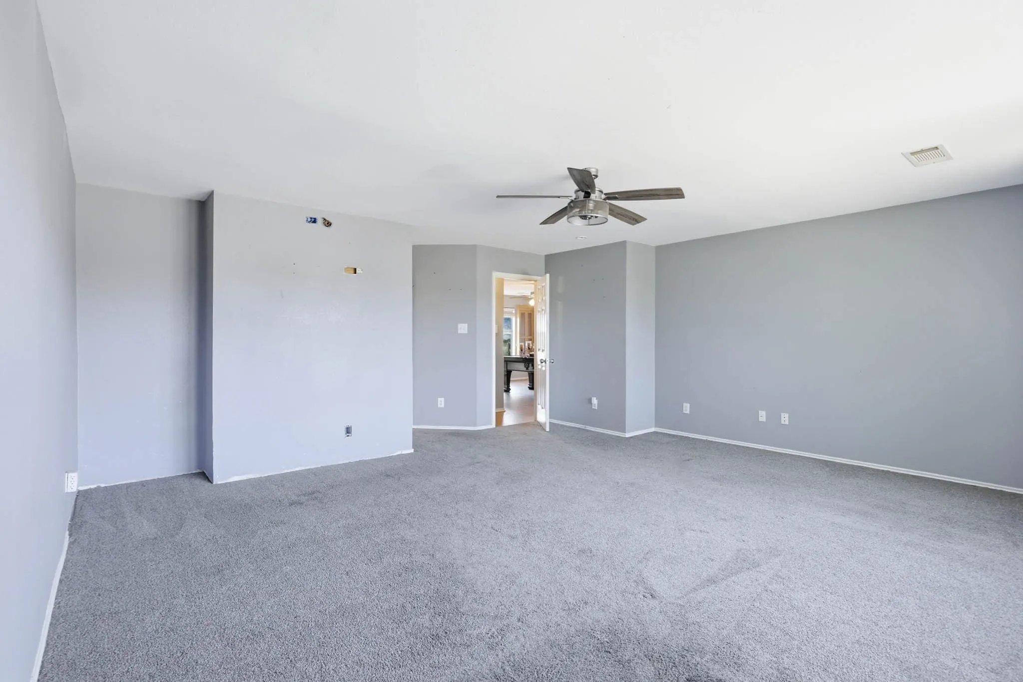 Single Family Residence For Sale in Rockwall County , 608 Love Lane, Royse City, Texas 75189, 4 Bedroom, 3 Bathroom, 2 Garage spaces, 2,990 Sqft, built in 2004, mls#21267876, Real Estate Agent in Royse City, Homes For Sale in Rockwall county, Homes For Sale in Royse City, Realtor in Royse City Texas, Real Estate Brokerage Independent Realty Texas, Luminita Cordes Realtor