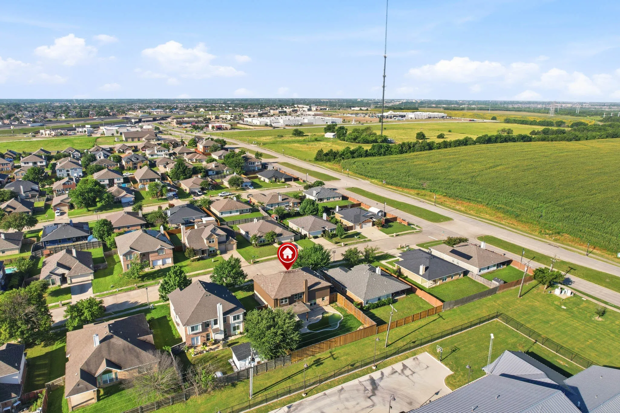 Single Family Residence For Sale in Rockwall County , 608 Love Lane, Royse City, Texas 75189, 4 Bedroom, 3 Bathroom, 2 Garage spaces, 2,990 Sqft, built in 2004, mls#21267876, Real Estate Agent in Royse City, Homes For Sale in Rockwall county, Homes For Sale in Royse City, Realtor in Royse City Texas, Real Estate Brokerage Independent Realty Texas, Luminita Cordes Realtor