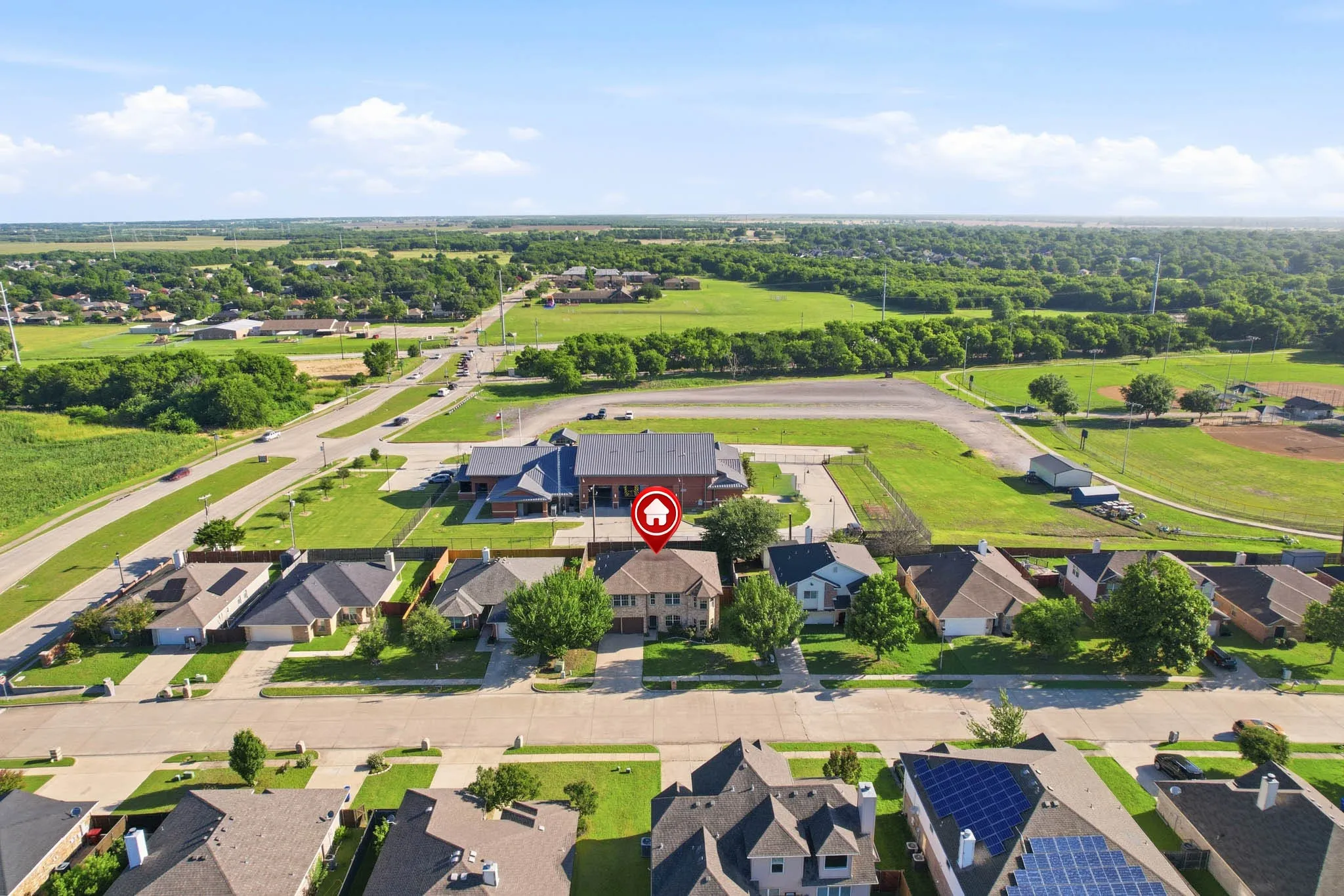 Single Family Residence For Sale in Rockwall County , 608 Love Lane, Royse City, Texas 75189, 4 Bedroom, 3 Bathroom, 2 Garage spaces, 2,990 Sqft, built in 2004, mls#21267876, Real Estate Agent in Royse City, Homes For Sale in Rockwall county, Homes For Sale in Royse City, Realtor in Royse City Texas, Real Estate Brokerage Independent Realty Texas, Luminita Cordes Realtor