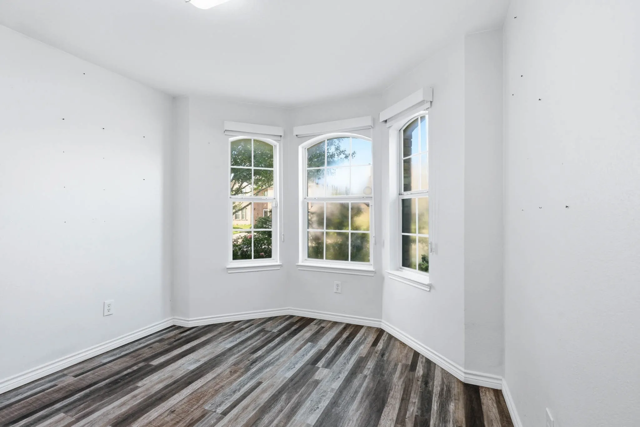 Single Family Residence For Sale in Rockwall County , 608 Love Lane, Royse City, Texas 75189, 4 Bedroom, 3 Bathroom, 2 Garage spaces, 2,990 Sqft, built in 2004, mls#21267876, Real Estate Agent in Royse City, Homes For Sale in Rockwall county, Homes For Sale in Royse City, Realtor in Royse City Texas, Real Estate Brokerage Independent Realty Texas, Luminita Cordes Realtor