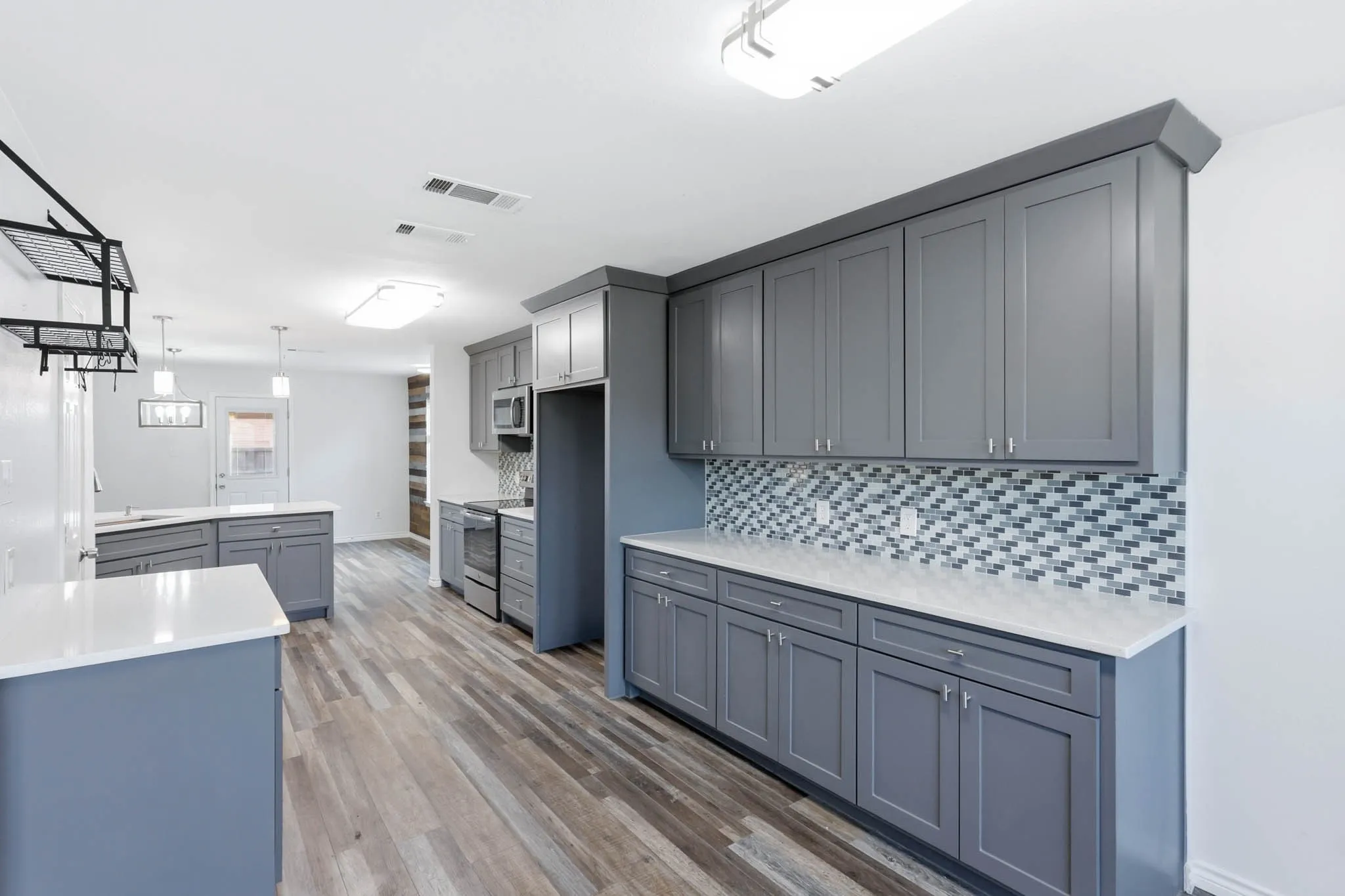Single Family Residence For Sale in Rockwall County , 608 Love Lane, Royse City, Texas 75189, 4 Bedroom, 3 Bathroom, 2 Garage spaces, 2,990 Sqft, built in 2004, mls#21267876, Real Estate Agent in Royse City, Homes For Sale in Rockwall county, Homes For Sale in Royse City, Realtor in Royse City Texas, Real Estate Brokerage Independent Realty Texas, Luminita Cordes Realtor
