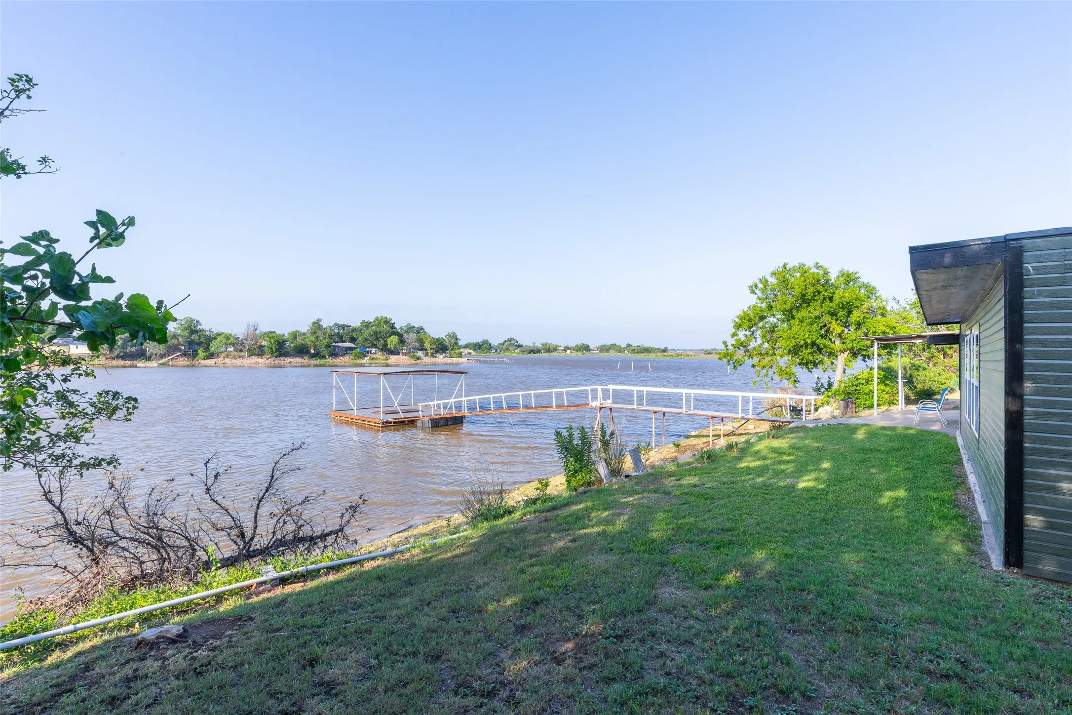 Single Family Residence For Sale in Jones County , 236 War Paint Road, Abilene, Texas 79601, 3 Bedroom, 1 Bathroom, Garage spaces, 1,211 Sqft, built in 1950, mls#21299766, Real Estate Agent in Abilene, Homes For Sale in Jones county, Homes For Sale in Abilene, Realtor in Abilene Texas, Real Estate Brokerage Independent Realty Texas, Luminita Cordes Realtor