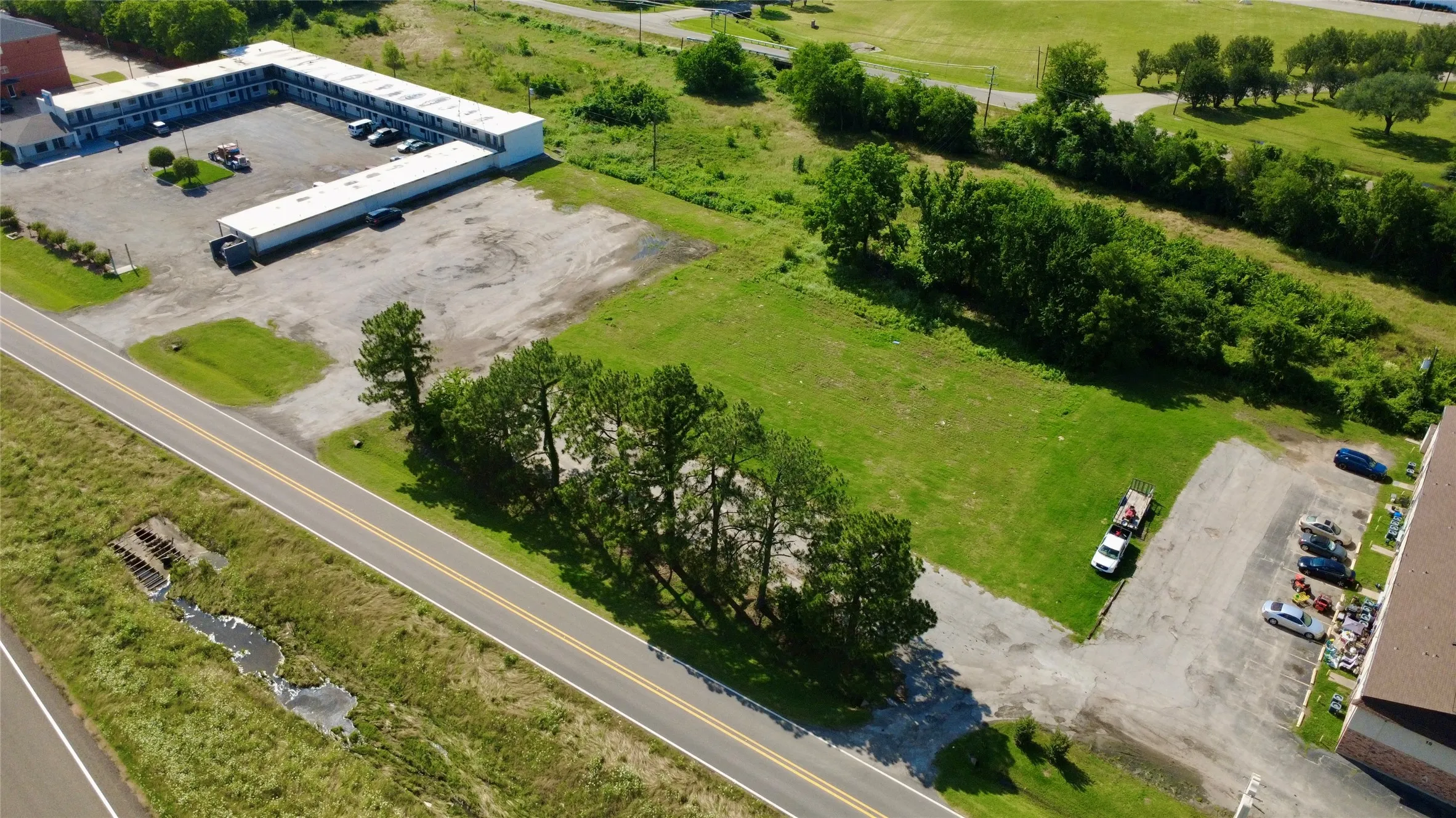 Unimproved Land For Sale in Hopkins County , 1531 Industrial Drive E, Sulphur Springs, Texas 75482, 0, 0, Garage spaces, 0 Sqft, built in 0, Price $325,000, mls#21282306, Real Estate Agent in Sulphur Springs, Homes For Sale in Hopkins county, Homes For Sale in Sulphur Springs, Realtor in Sulphur Springs Texas, Real Estate Brokerage Independent Realty Texas, Luminita Cordes Realtor