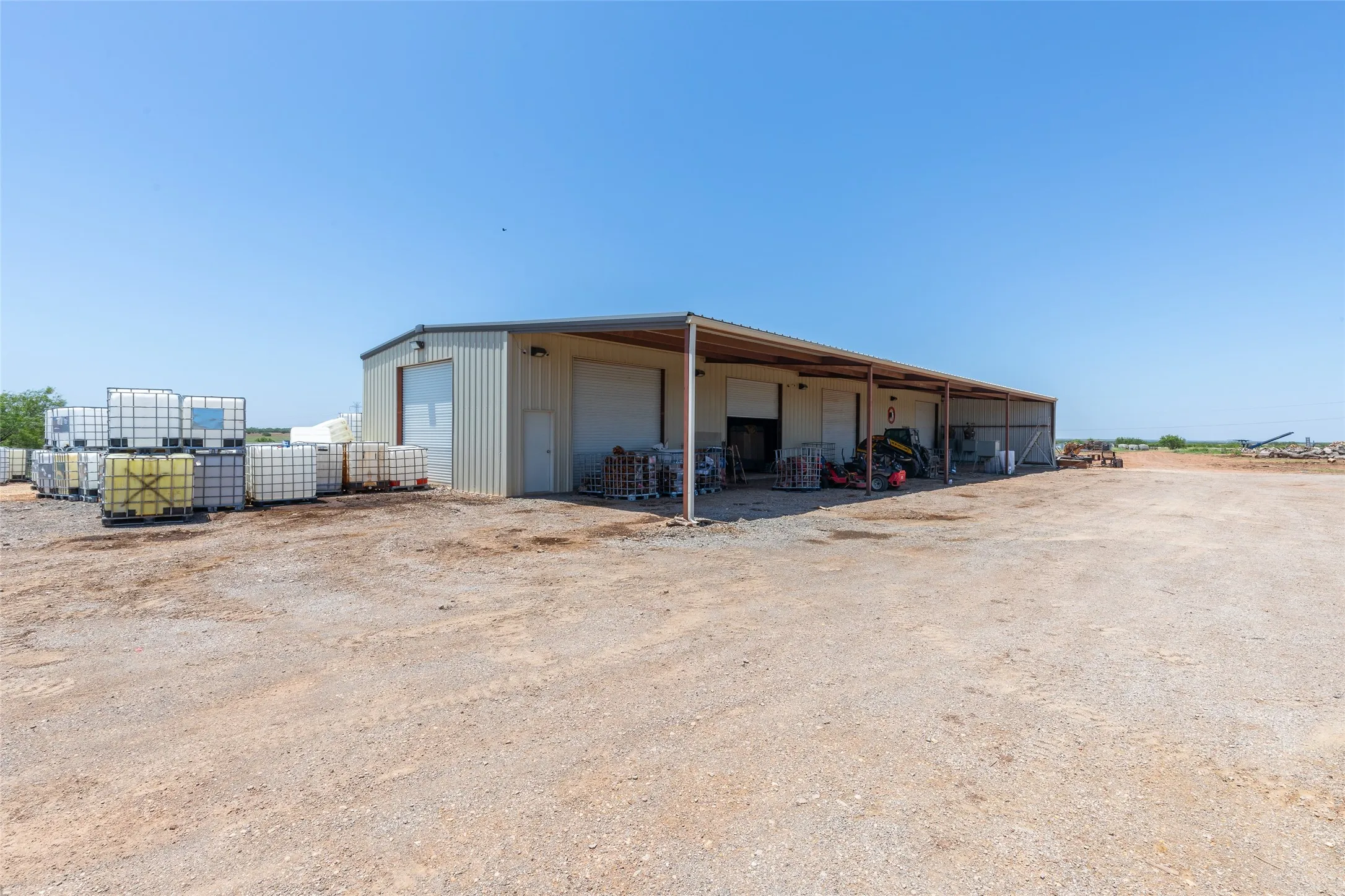 Industrial For Sale in Taylor County , 1256 County Road 401, Merkel, Texas 79536, 0, 0, Garage spaces, 13,200 Sqft, built in 2020, mls#21299444, Real Estate Agent in Merkel, Homes For Sale in Taylor county, Homes For Sale in Merkel, Realtor in Merkel Texas, Real Estate Brokerage Independent Realty Texas, Luminita Cordes Realtor