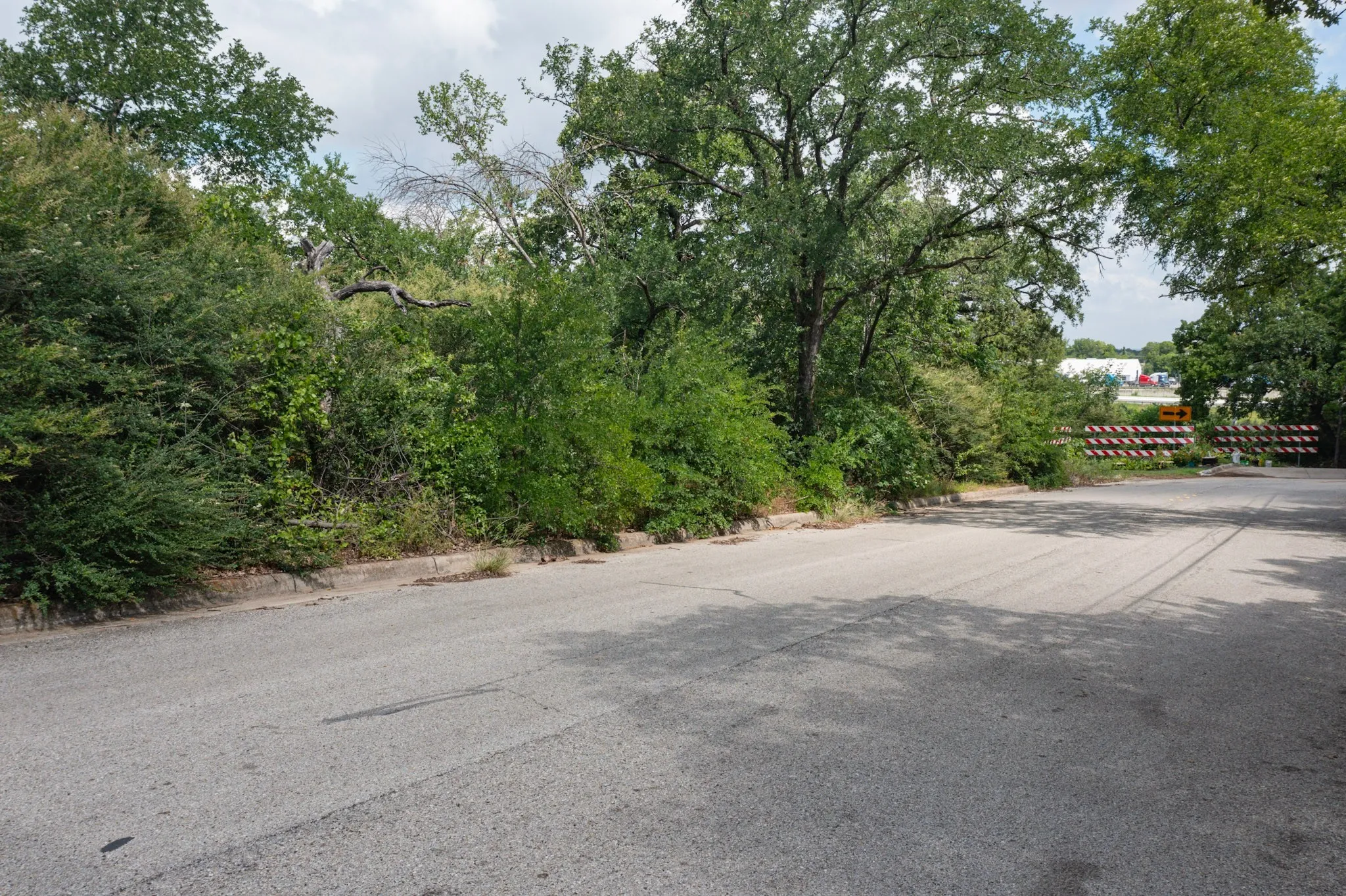 Unimproved Land For Sale in Tarrant County , 1524 Tierney Road, Fort Worth, Texas 76112, 0, 0, Garage spaces, 0 Sqft, built in 0, mls#21293527, Real Estate Agent in Fort Worth, Homes For Sale in Tarrant county, Homes For Sale in Fort Worth, Realtor in Fort Worth Texas, Real Estate Brokerage Independent Realty Texas, Luminita Cordes Realtor