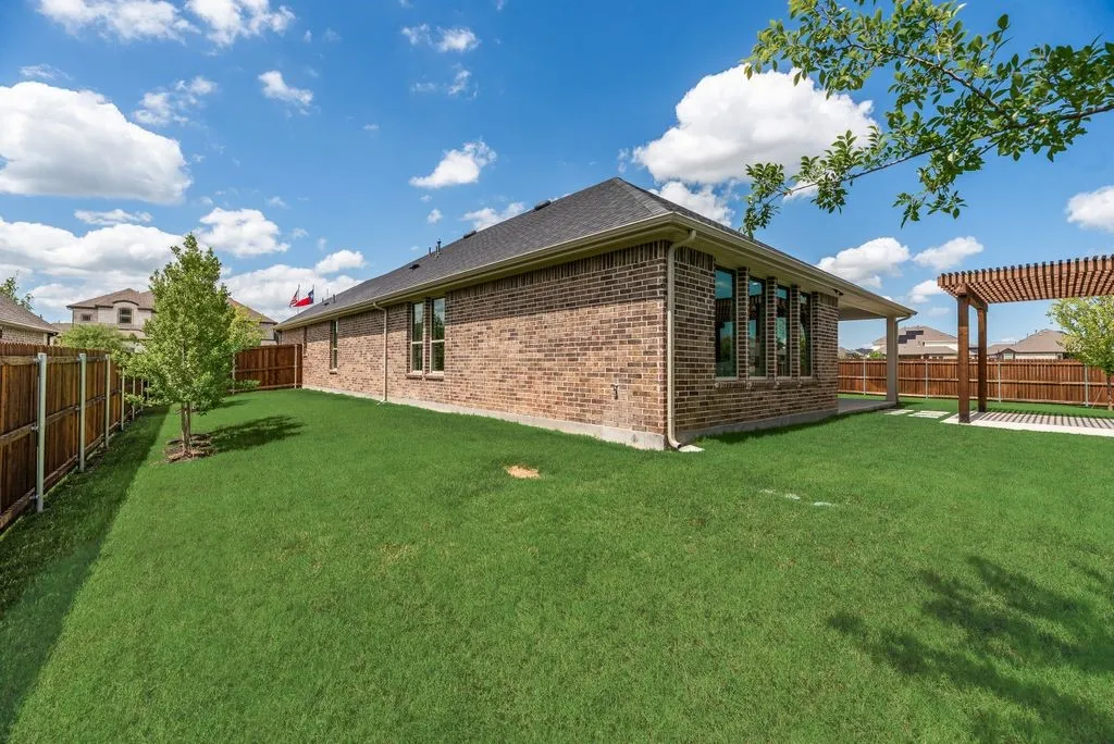 Single Family Residence For Sale in Collin County , 3201 Hidden Valley Drive, Anna, Texas 75409, 4 Bedroom, 3 Bathroom, 3 Garage spaces, 2,309 Sqft, built in 2025, mls#21297463, Real Estate Agent in Anna, Homes For Sale in Collin county, Homes For Sale in Anna, Realtor in Anna Texas, Real Estate Brokerage Independent Realty Texas, Luminita Cordes Realtor