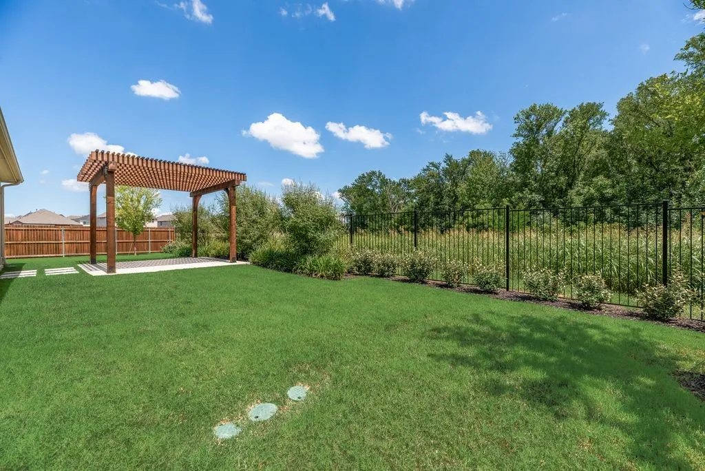 Single Family Residence For Sale in Collin County , 3201 Hidden Valley Drive, Anna, Texas 75409, 4 Bedroom, 3 Bathroom, 3 Garage spaces, 2,309 Sqft, built in 2025, mls#21297463, Real Estate Agent in Anna, Homes For Sale in Collin county, Homes For Sale in Anna, Realtor in Anna Texas, Real Estate Brokerage Independent Realty Texas, Luminita Cordes Realtor