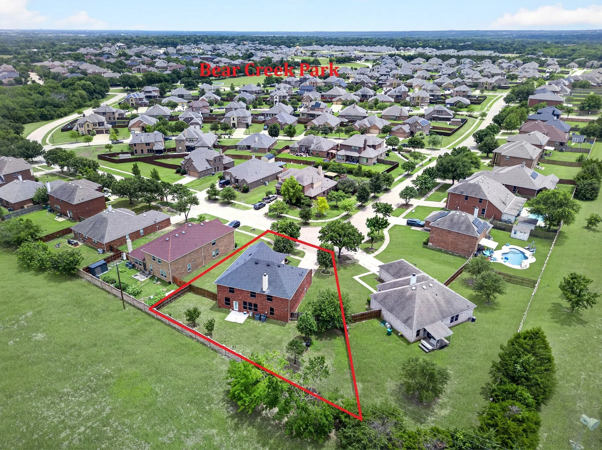 Single Family Residence For Sale in Dallas County , 1503 Quail Ridge Drive, Cedar Hill, Texas 75104, 5 Bedrooms, 3 Bathrooms, 2 Garage spaces, 3,717 Sqft, built in 2005, Price $449,900, mls#21294337, Real Estate Agent in Cedar Hill, Homes For Sale in Dallas county, Homes For Sale in Cedar Hill, Realtor in Cedar Hill Texas, Real Estate Brokerage Independent Realty Texas, Luminita Cordes Realtor