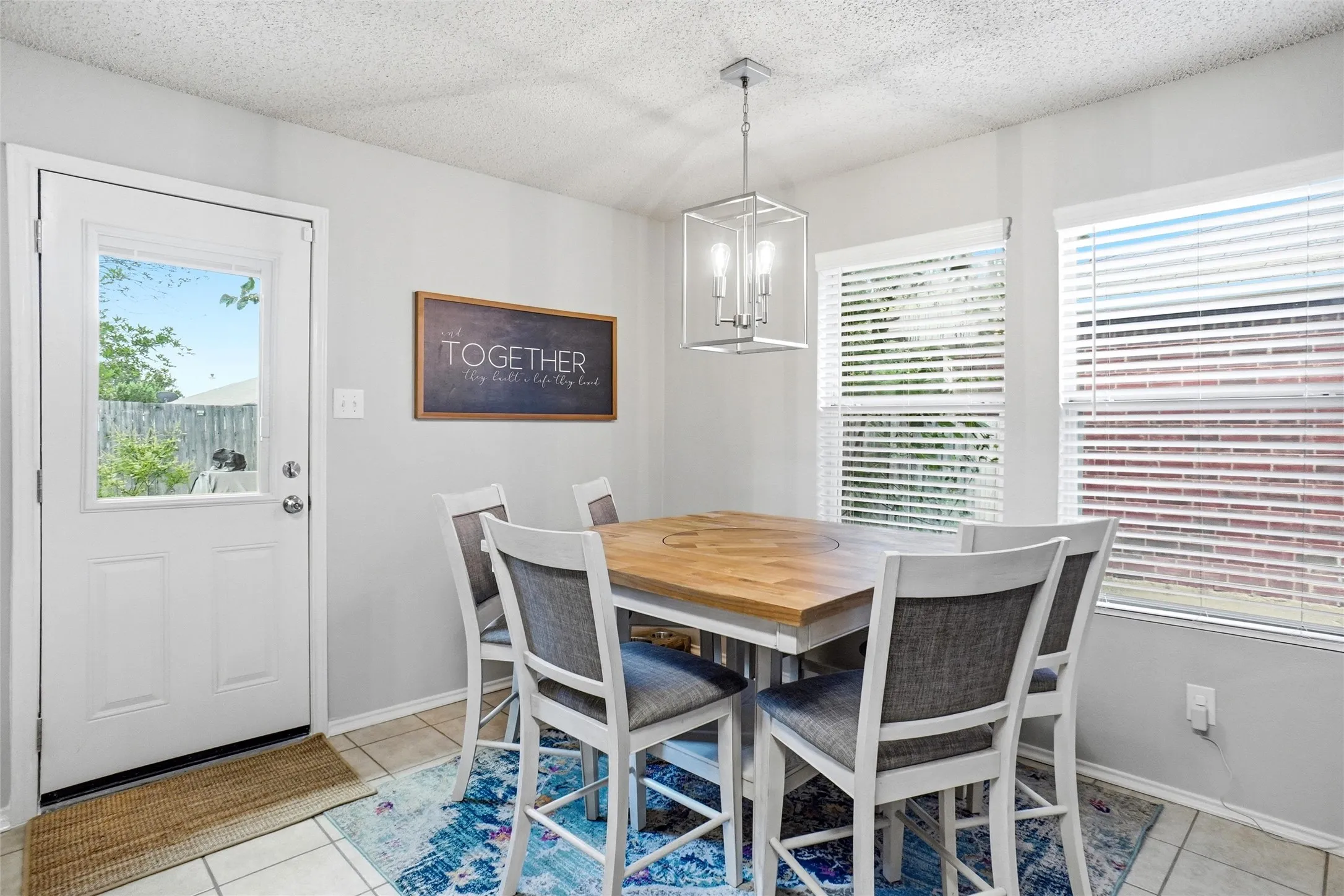 Single Family Residence For Sale in Denton County , 2208 Maple Drive, Little Elm, Texas 75068, 3 Bedroom, 2 Bathroom, 2 Garage spaces, 1,507 Sqft, built in 1999, Price $309,700, mls#21297984, Real Estate Agent in Little Elm, Homes For Sale in Denton county, Homes For Sale in Little Elm, Realtor in Little Elm Texas, Real Estate Brokerage Independent Realty Texas, Luminita Cordes Realtor