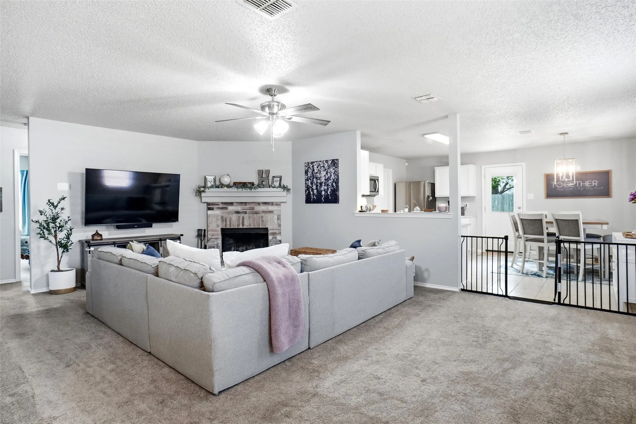 Single Family Residence For Sale in Denton County , 2208 Maple Drive, Little Elm, Texas 75068, 3 Bedroom, 2 Bathroom, 2 Garage spaces, 1,507 Sqft, built in 1999, Price $309,700, mls#21297984, Real Estate Agent in Little Elm, Homes For Sale in Denton county, Homes For Sale in Little Elm, Realtor in Little Elm Texas, Real Estate Brokerage Independent Realty Texas, Luminita Cordes Realtor