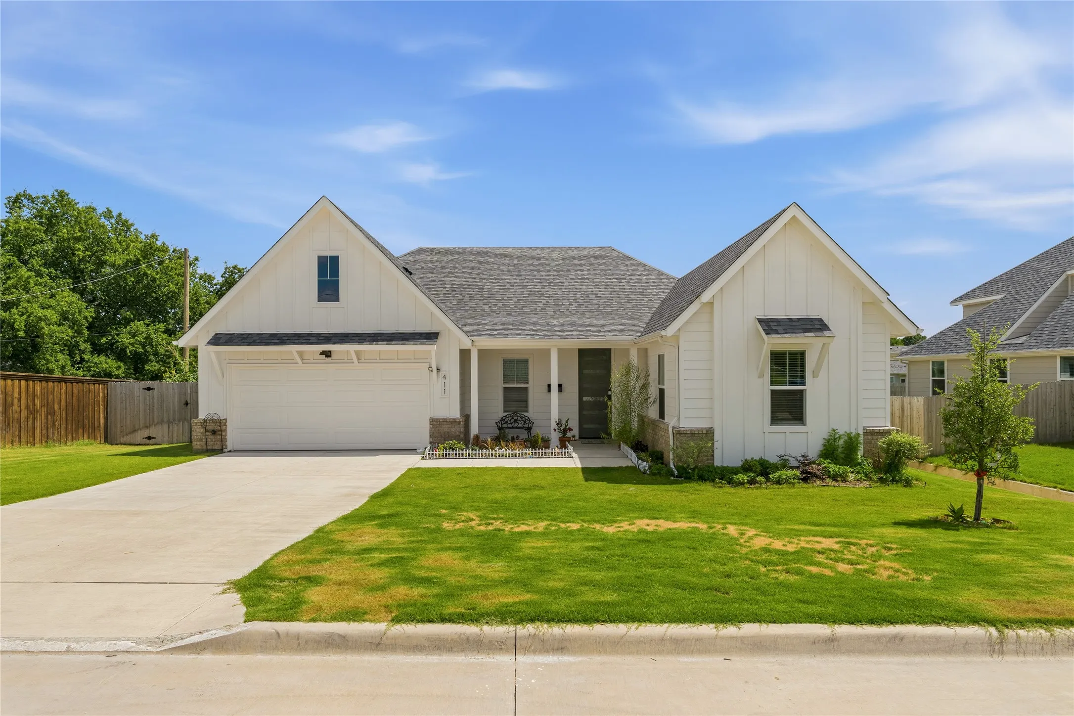 Single Family Residence For Sale in Tarrant County , 411 W Harwood Road, Euless, Texas 76039, 4 Bedroom, 2 Bathroom, 2 Garage spaces, 2,312 Sqft, built in 2025, mls#21299439, Real Estate Agent in Euless, Homes For Sale in Tarrant county, Homes For Sale in Euless, Realtor in Euless Texas, Real Estate Brokerage Independent Realty Texas, Luminita Cordes Realtor