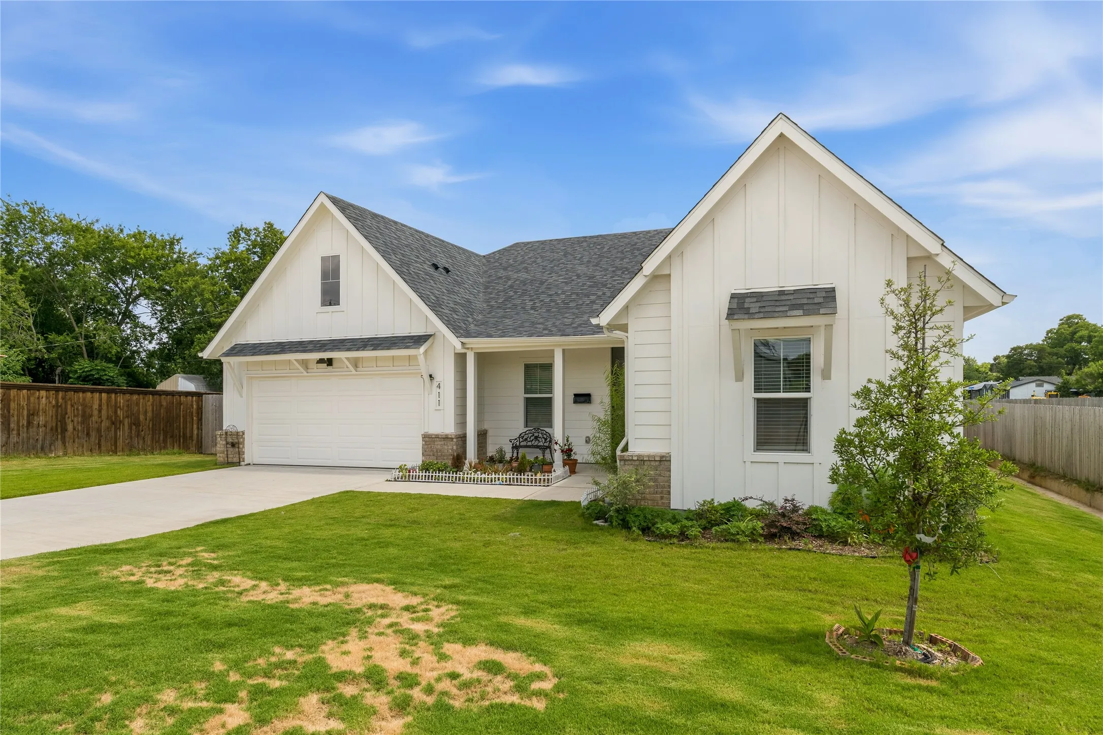 Single Family Residence For Sale in Tarrant County , 411 W Harwood Road, Euless, Texas 76039, 4 Bedroom, 2 Bathroom, 2 Garage spaces, 2,312 Sqft, built in 2025, mls#21299439, Real Estate Agent in Euless, Homes For Sale in Tarrant county, Homes For Sale in Euless, Realtor in Euless Texas, Real Estate Brokerage Independent Realty Texas, Luminita Cordes Realtor