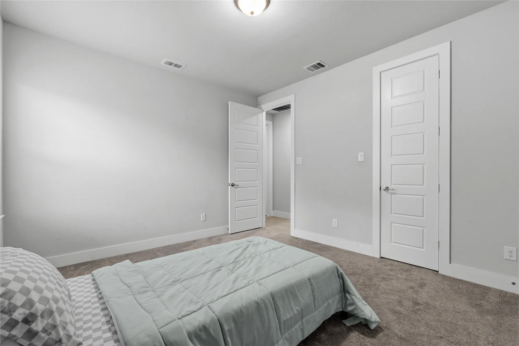 Single Family Residence For Sale in Tarrant County , 411 W Harwood Road, Euless, Texas 76039, 4 Bedroom, 2 Bathroom, 2 Garage spaces, 2,312 Sqft, built in 2025, mls#21299439, Real Estate Agent in Euless, Homes For Sale in Tarrant county, Homes For Sale in Euless, Realtor in Euless Texas, Real Estate Brokerage Independent Realty Texas, Luminita Cordes Realtor