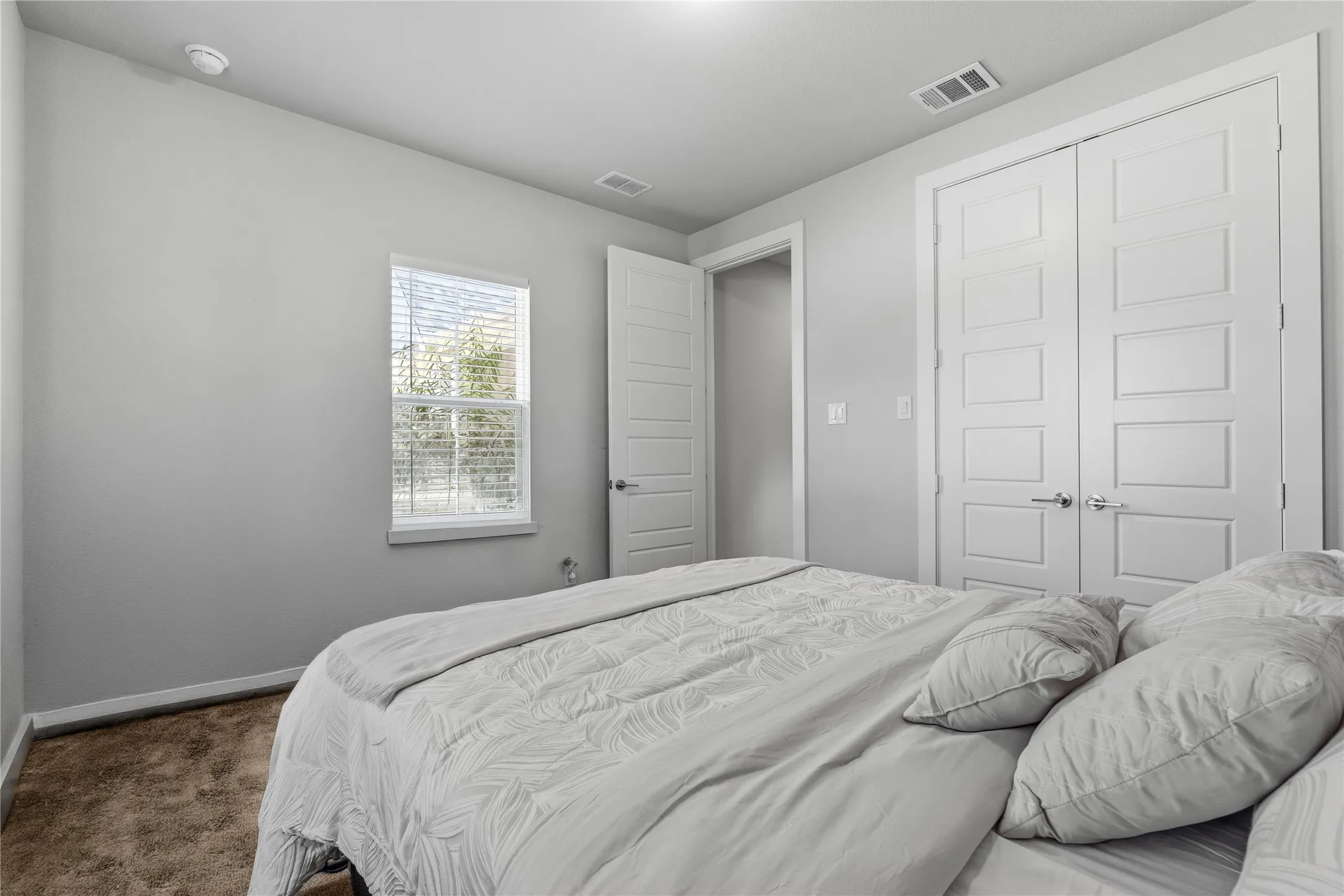 Single Family Residence For Sale in Tarrant County , 411 W Harwood Road, Euless, Texas 76039, 4 Bedroom, 2 Bathroom, 2 Garage spaces, 2,312 Sqft, built in 2025, mls#21299439, Real Estate Agent in Euless, Homes For Sale in Tarrant county, Homes For Sale in Euless, Realtor in Euless Texas, Real Estate Brokerage Independent Realty Texas, Luminita Cordes Realtor
