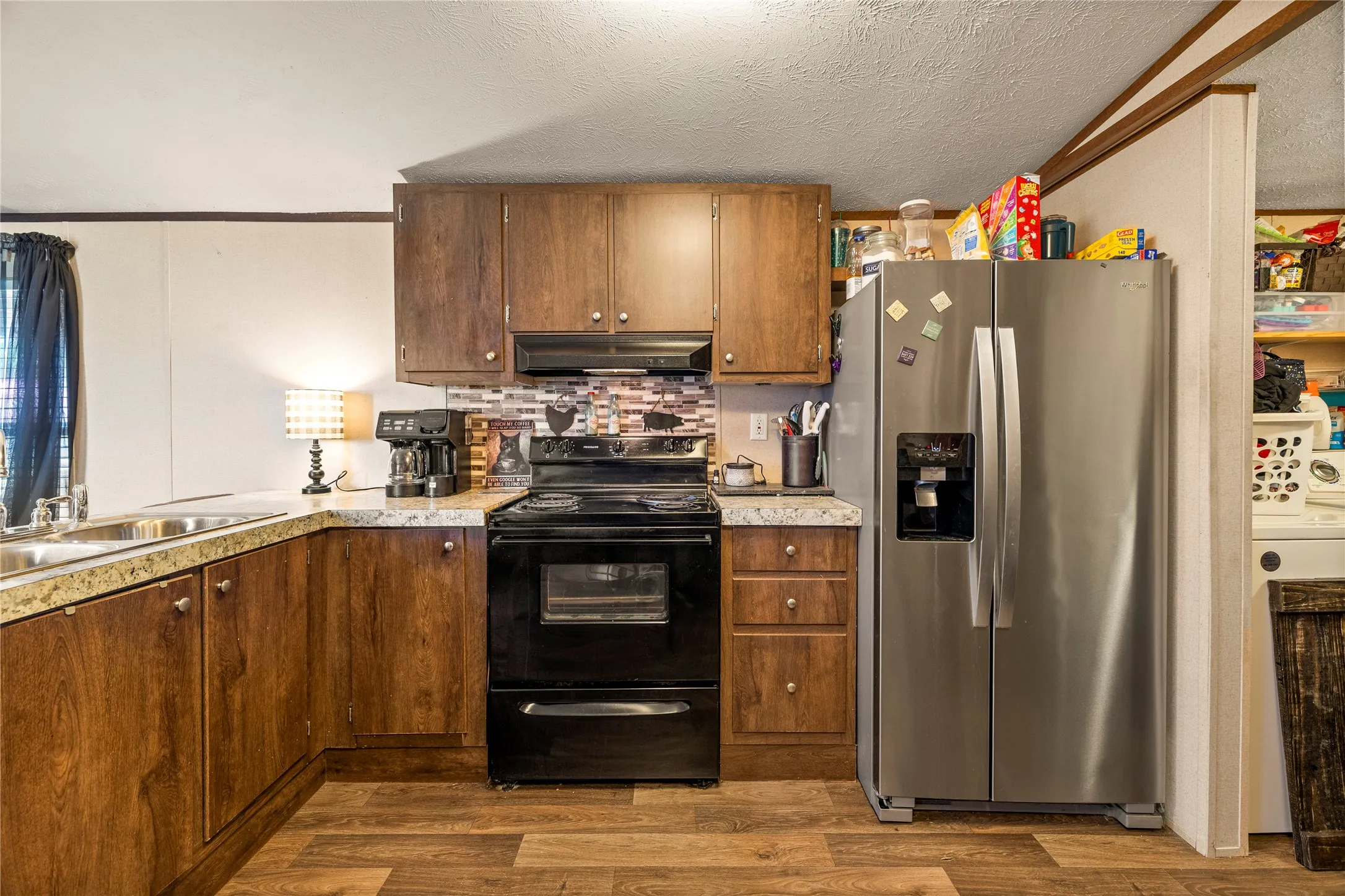 This refrigerator does not stay