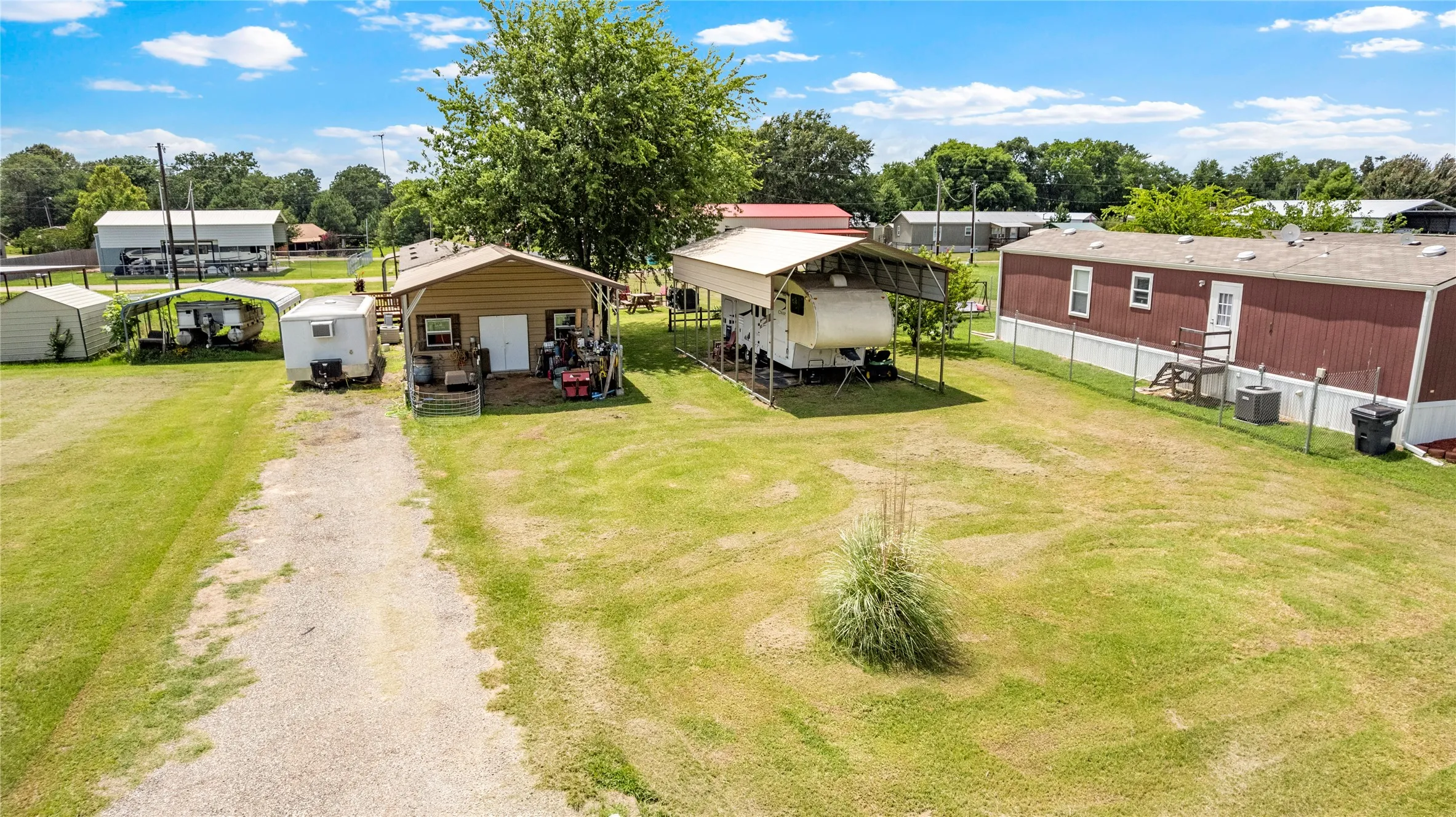 Lots 3 & 4  Workshop and RV Port