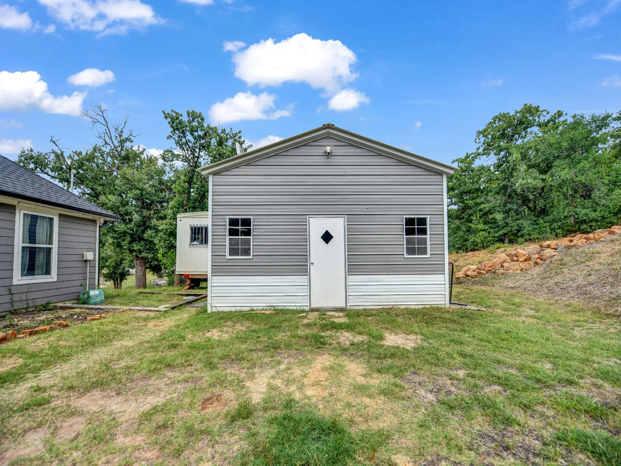 Single Family Residence For Sale in Palo Pinto County , 104 Turkey Creek Road, Mineral Wells, Texas 76067, 3 Bedroom, 2 Bathroom, Garage spaces, 1,770 Sqft, built in 2020, mls#21298524, Real Estate Agent in Mineral Wells, Homes For Sale in Palo Pinto county, Homes For Sale in Mineral Wells, Realtor in Mineral Wells Texas, Real Estate Brokerage Independent Realty Texas, Luminita Cordes Realtor