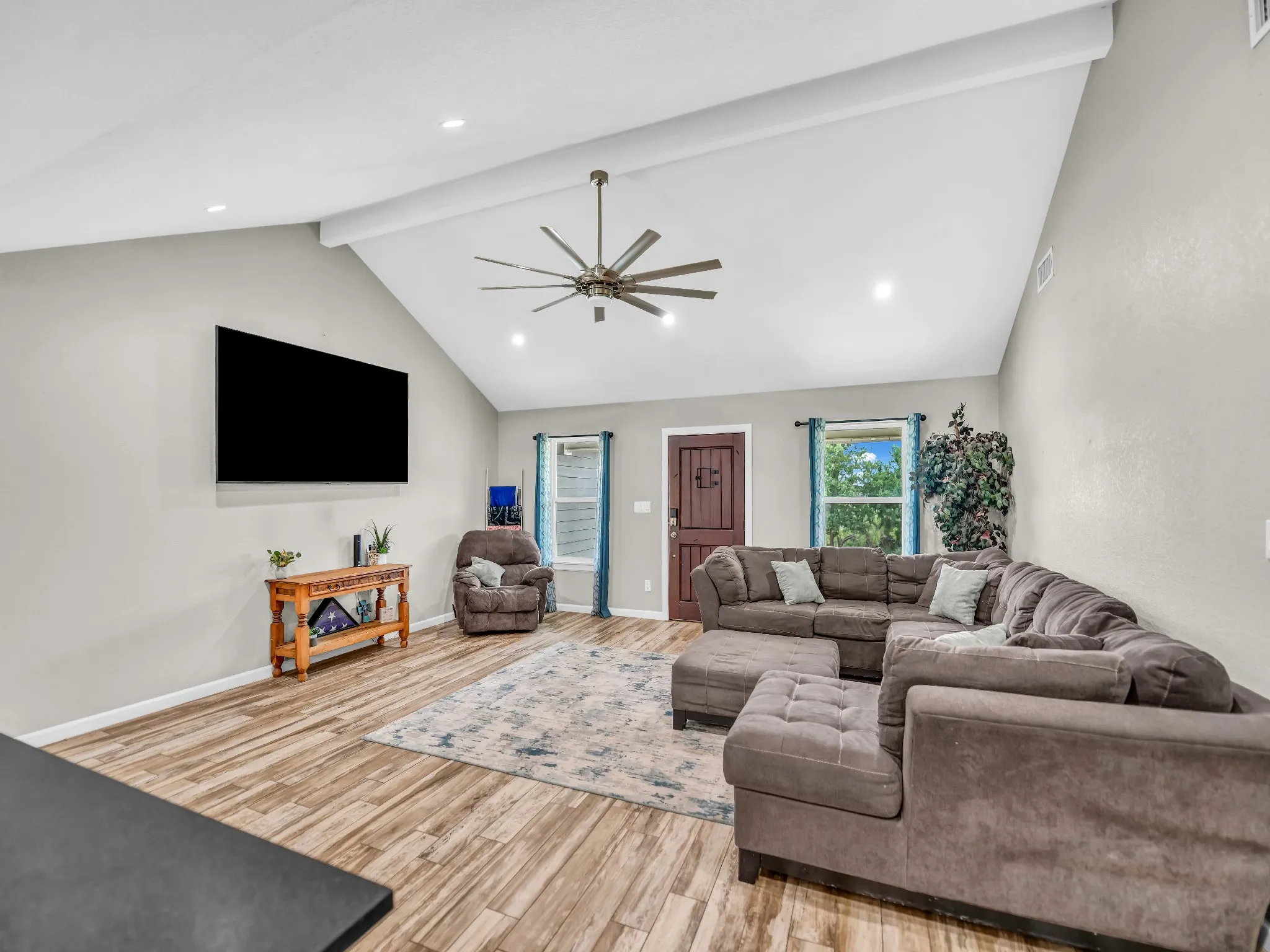Single Family Residence For Sale in Palo Pinto County , 104 Turkey Creek Road, Mineral Wells, Texas 76067, 3 Bedroom, 2 Bathroom, Garage spaces, 1,770 Sqft, built in 2020, mls#21298524, Real Estate Agent in Mineral Wells, Homes For Sale in Palo Pinto county, Homes For Sale in Mineral Wells, Realtor in Mineral Wells Texas, Real Estate Brokerage Independent Realty Texas, Luminita Cordes Realtor