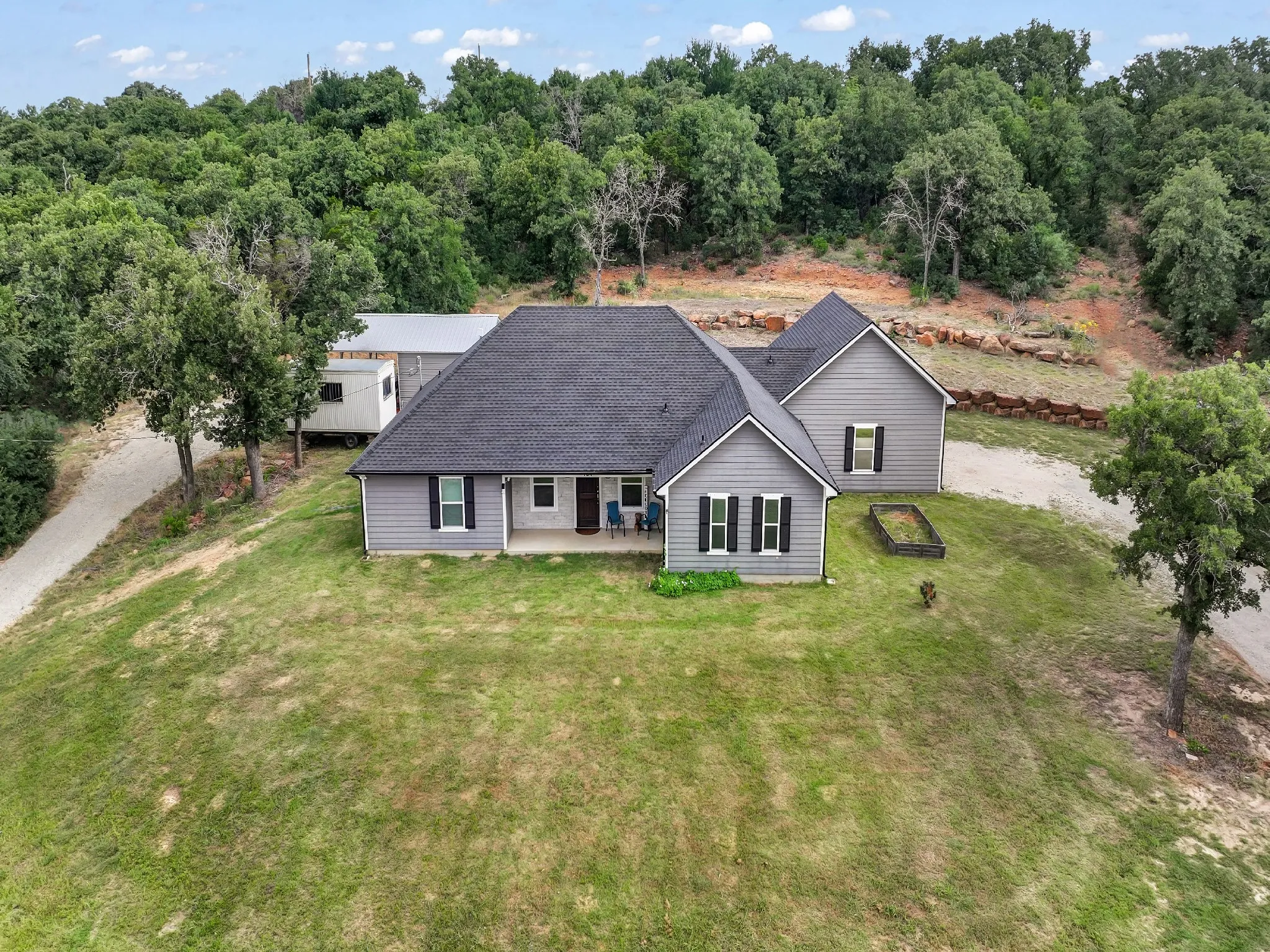 Single Family Residence For Sale in Palo Pinto County , 104 Turkey Creek Road, Mineral Wells, Texas 76067, 3 Bedroom, 2 Bathroom, Garage spaces, 1,770 Sqft, built in 2020, mls#21298524, Real Estate Agent in Mineral Wells, Homes For Sale in Palo Pinto county, Homes For Sale in Mineral Wells, Realtor in Mineral Wells Texas, Real Estate Brokerage Independent Realty Texas, Luminita Cordes Realtor